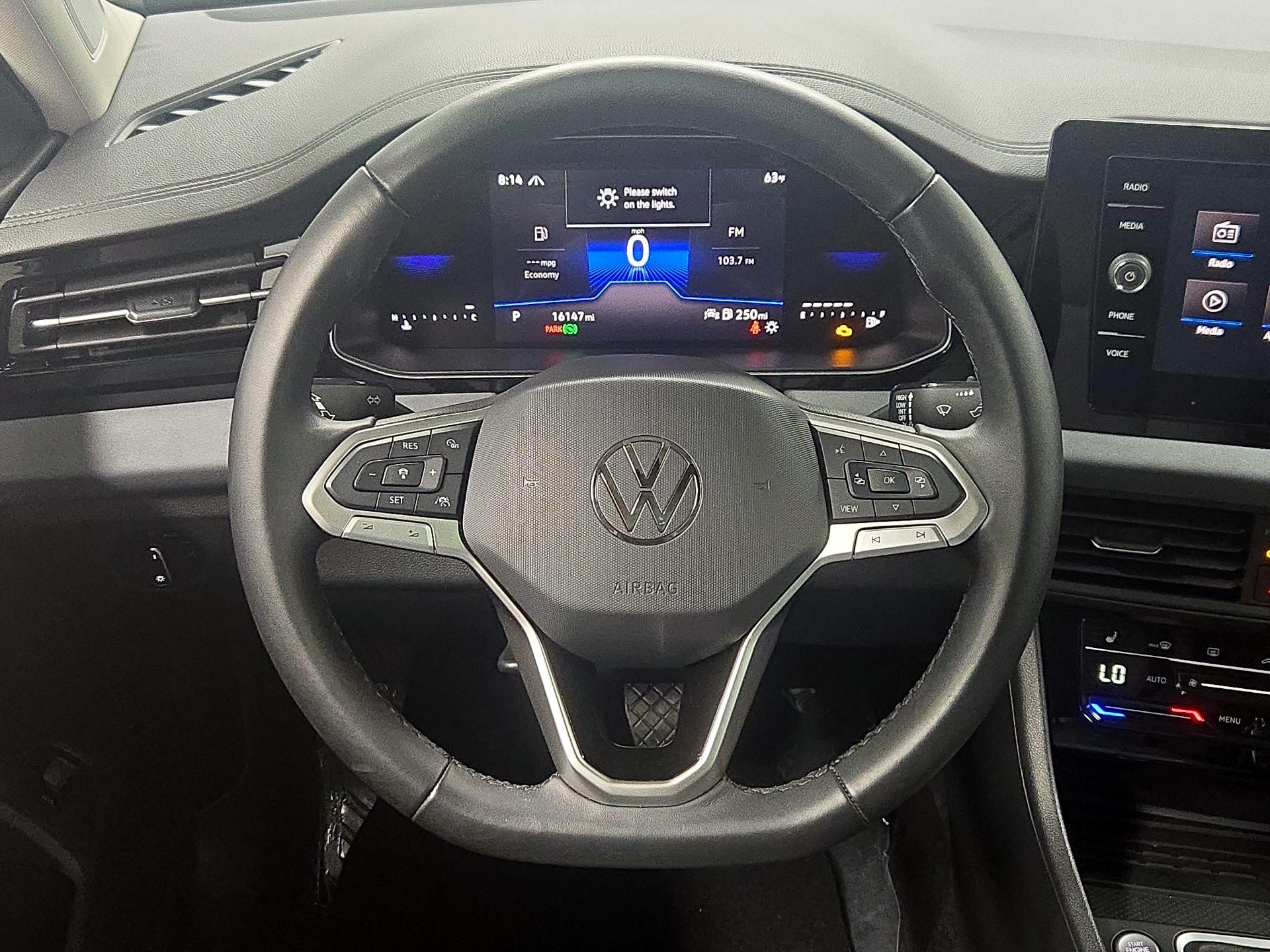 Thumbnail: 2025 Volkswagen Jetta - 10