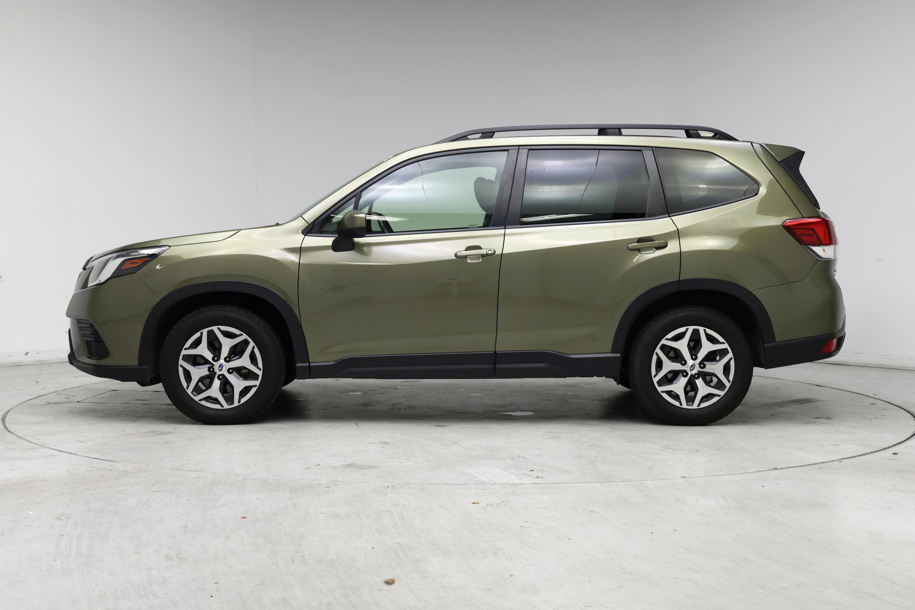 Thumbnail: 2022 Subaru Forester - 3