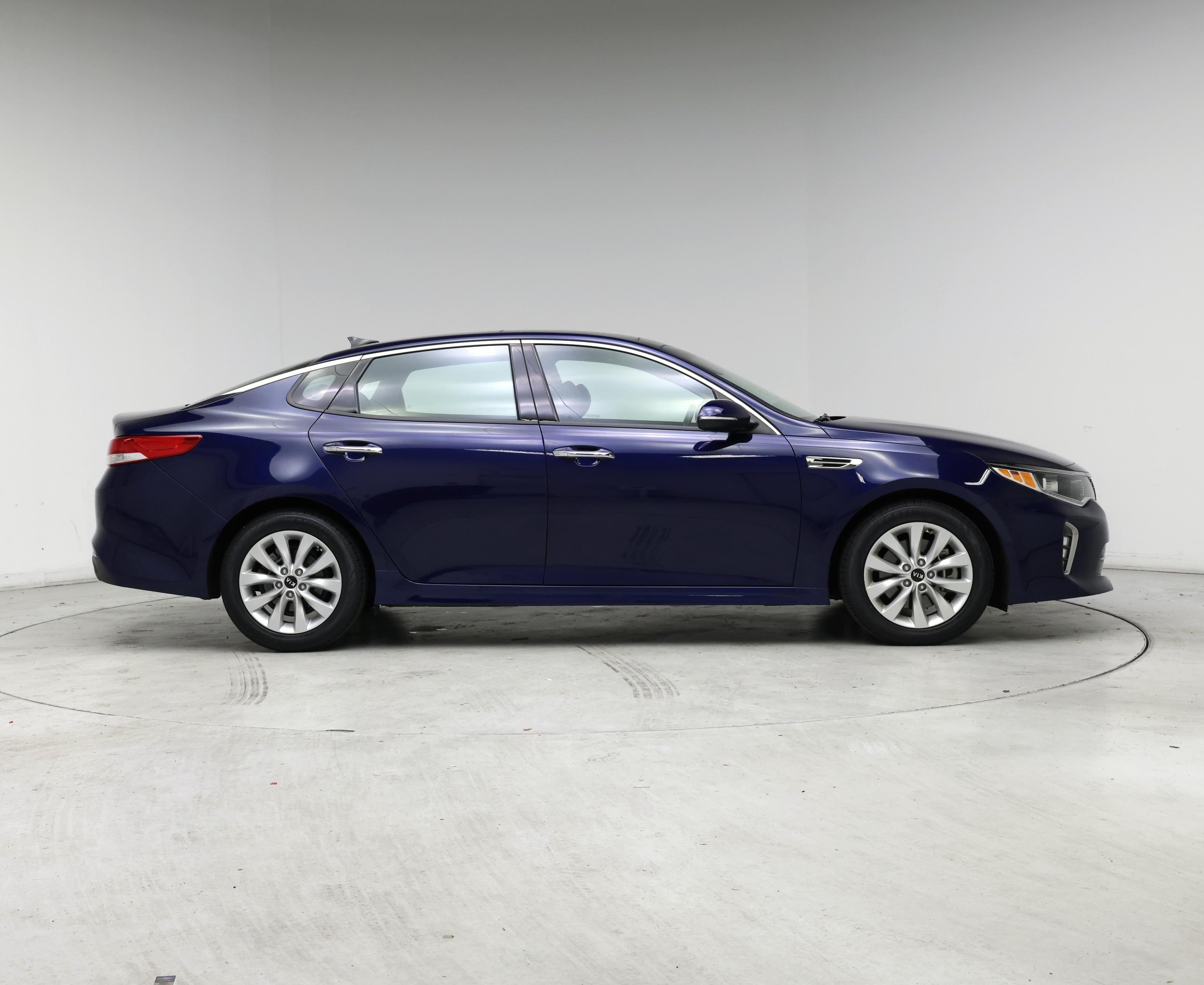 Thumbnail: 2018 Kia Optima - 7