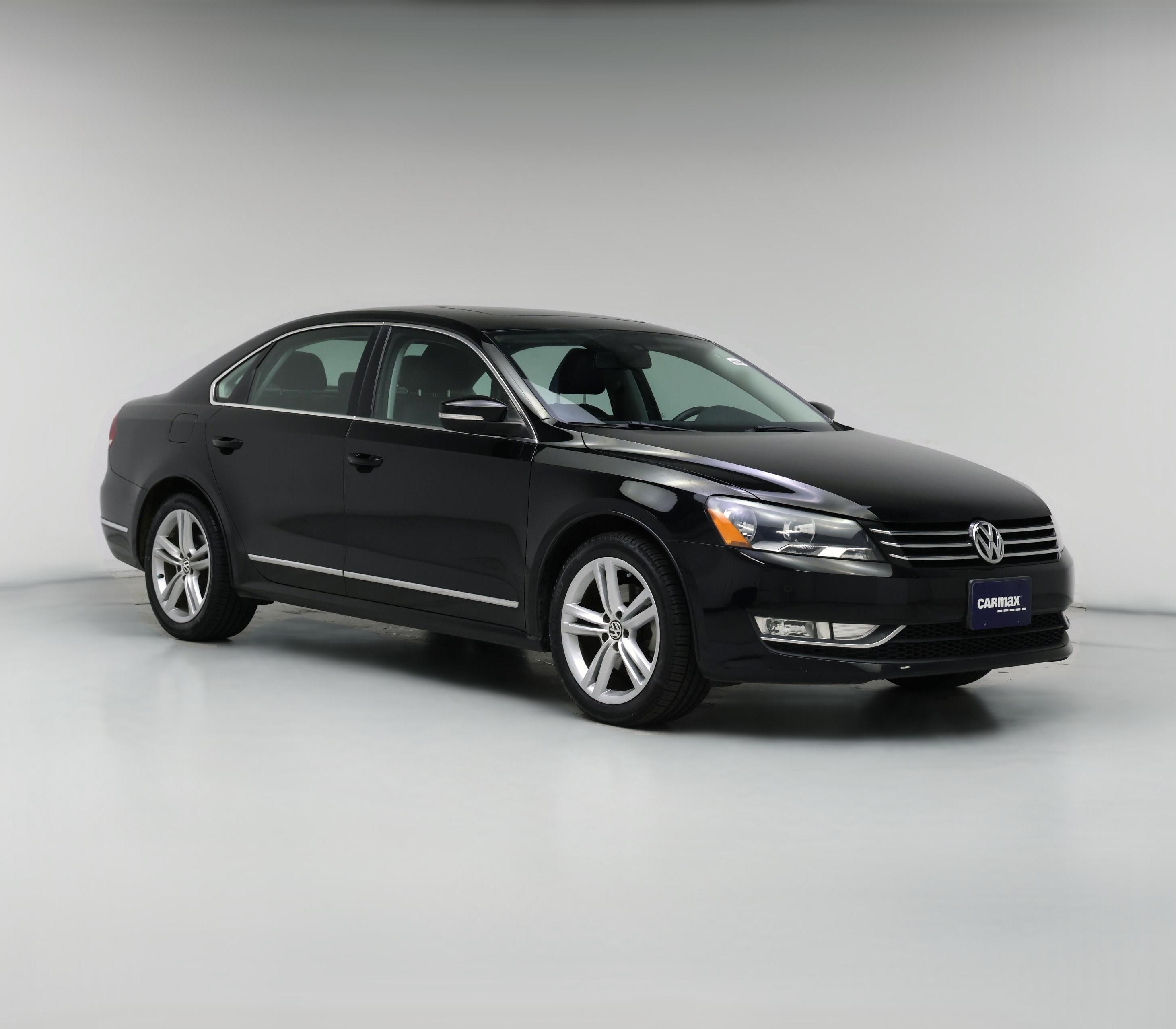 Thumbnail: 2015 Volkswagen Passat - 1