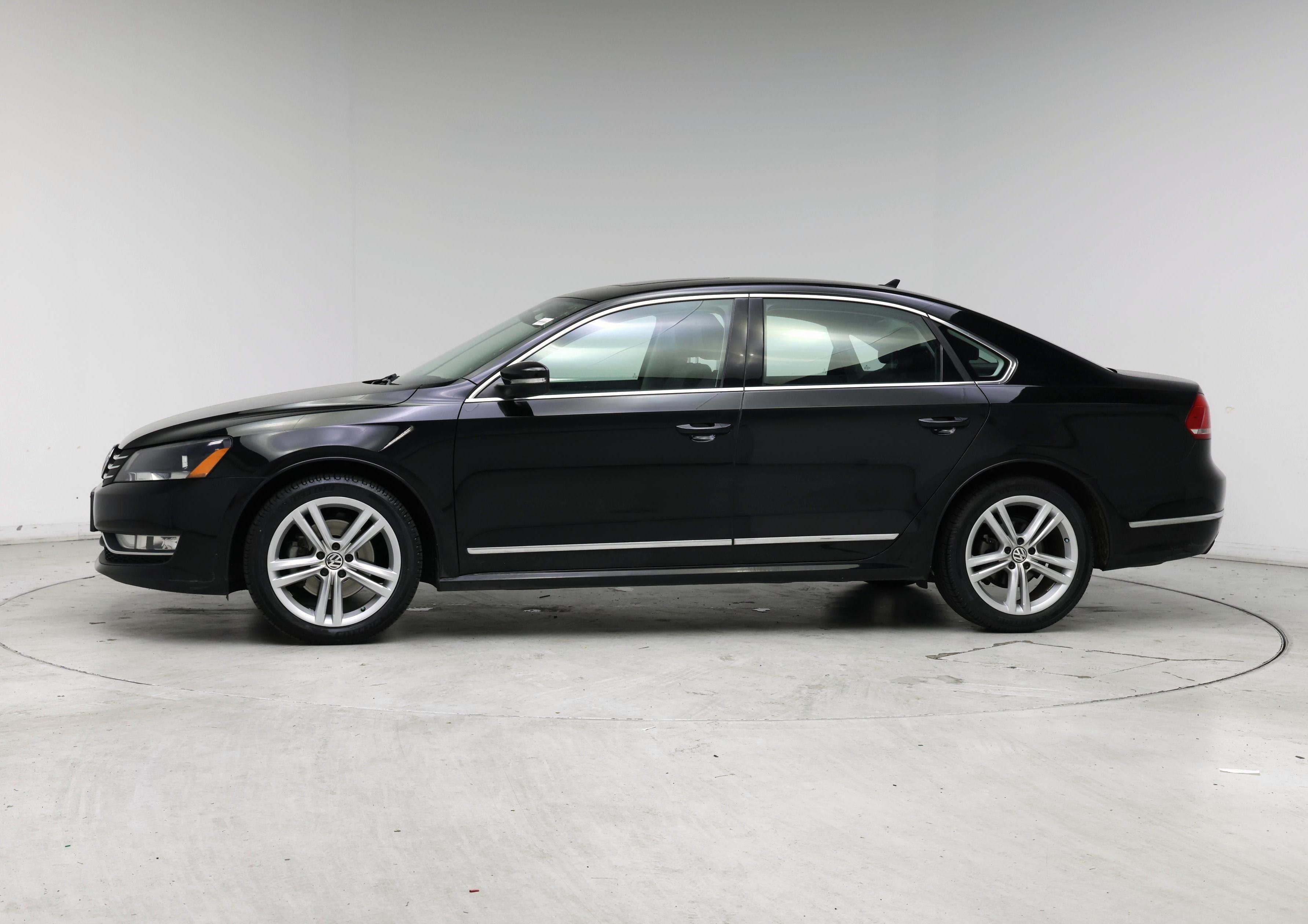 Thumbnail: 2015 Volkswagen Passat - 3