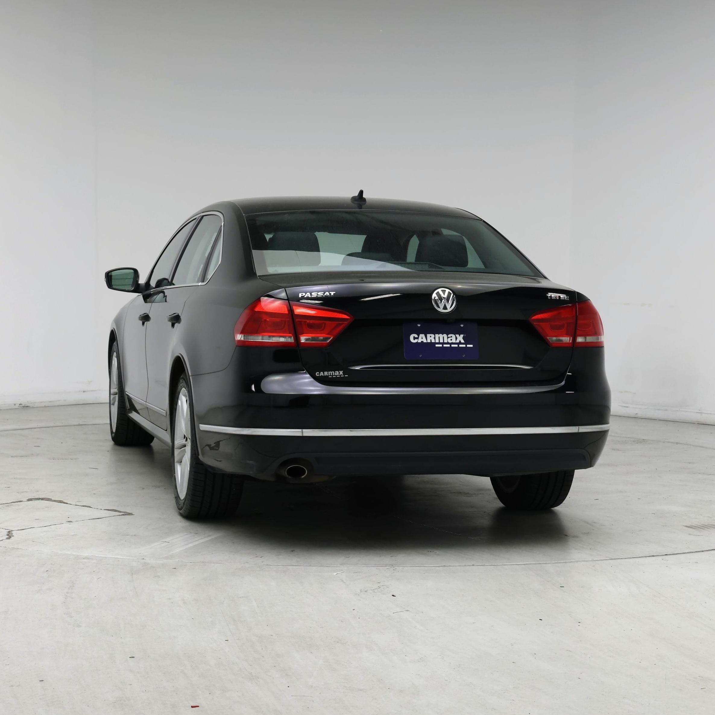 Thumbnail: 2015 Volkswagen Passat - 6