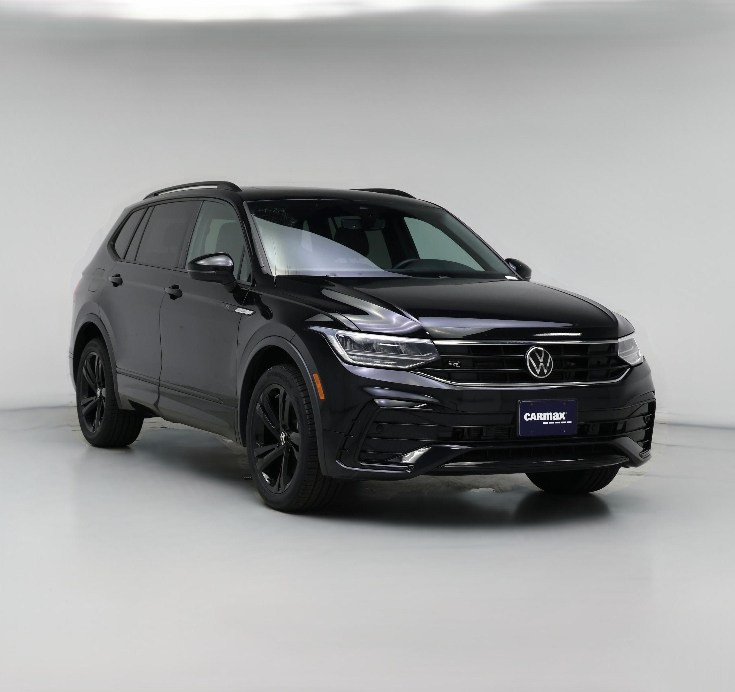 Thumbnail: 2023 Volkswagen Tiguan - 1