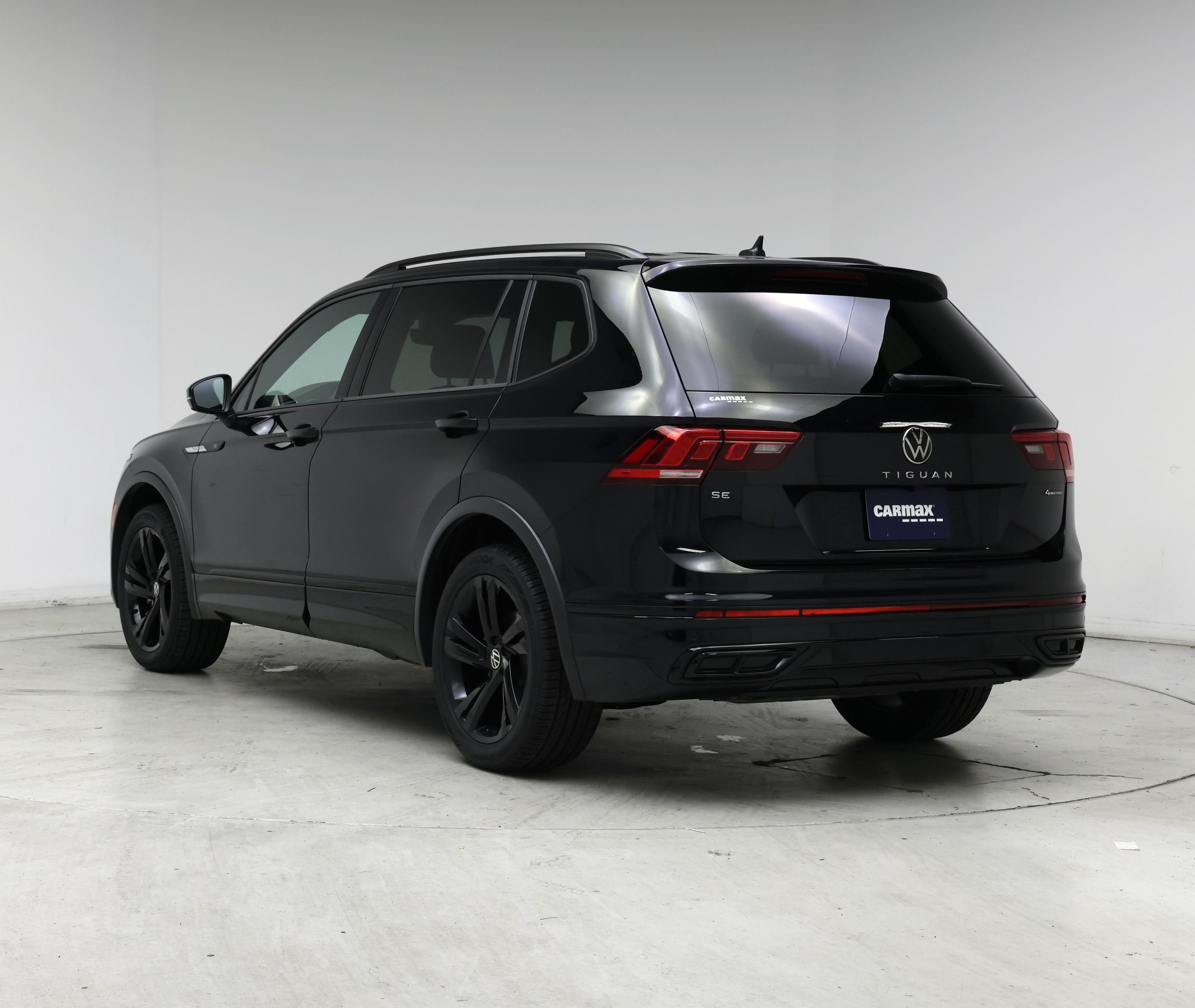 Thumbnail: 2023 Volkswagen Tiguan - 2