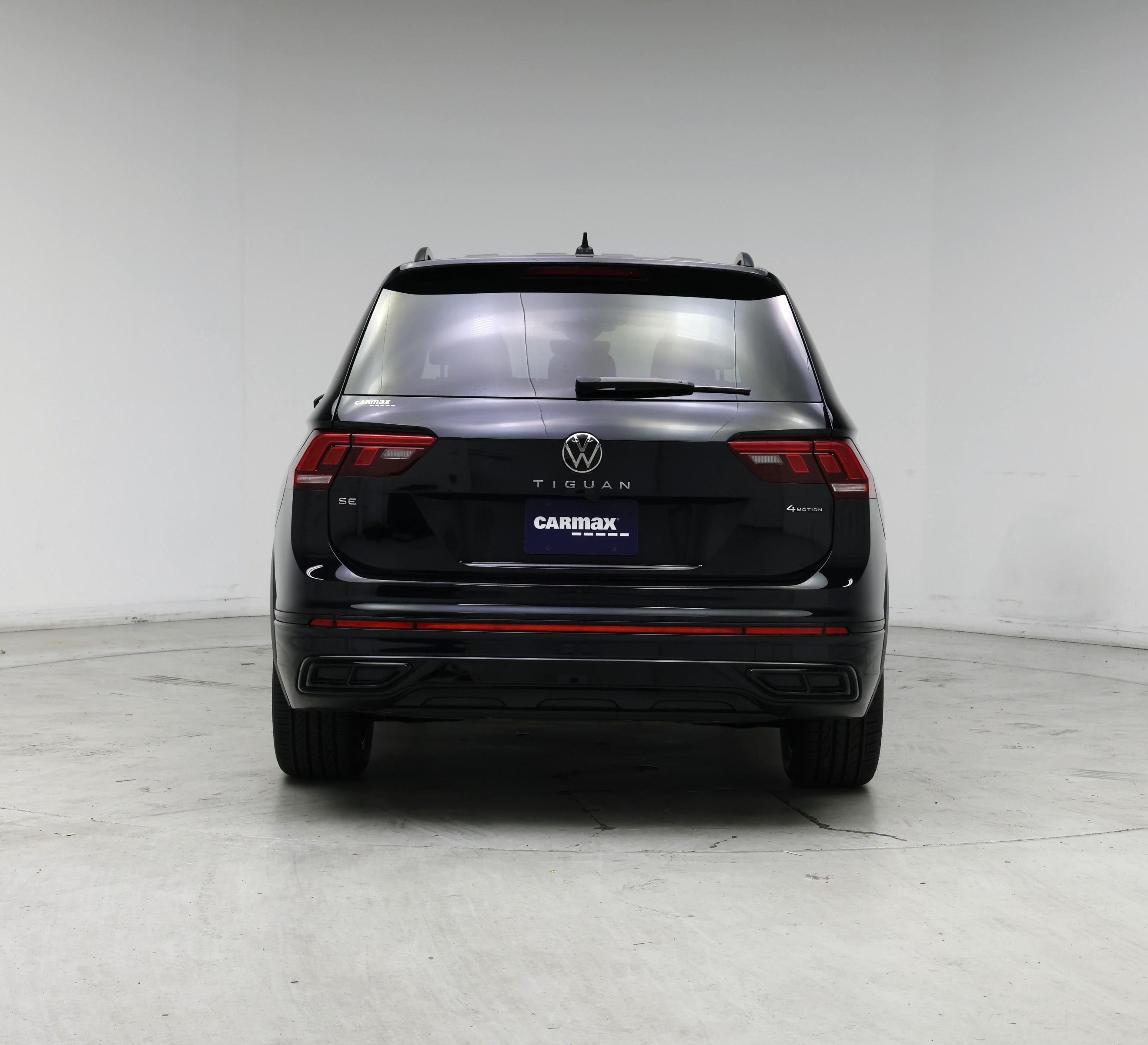 Thumbnail: 2023 Volkswagen Tiguan - 6