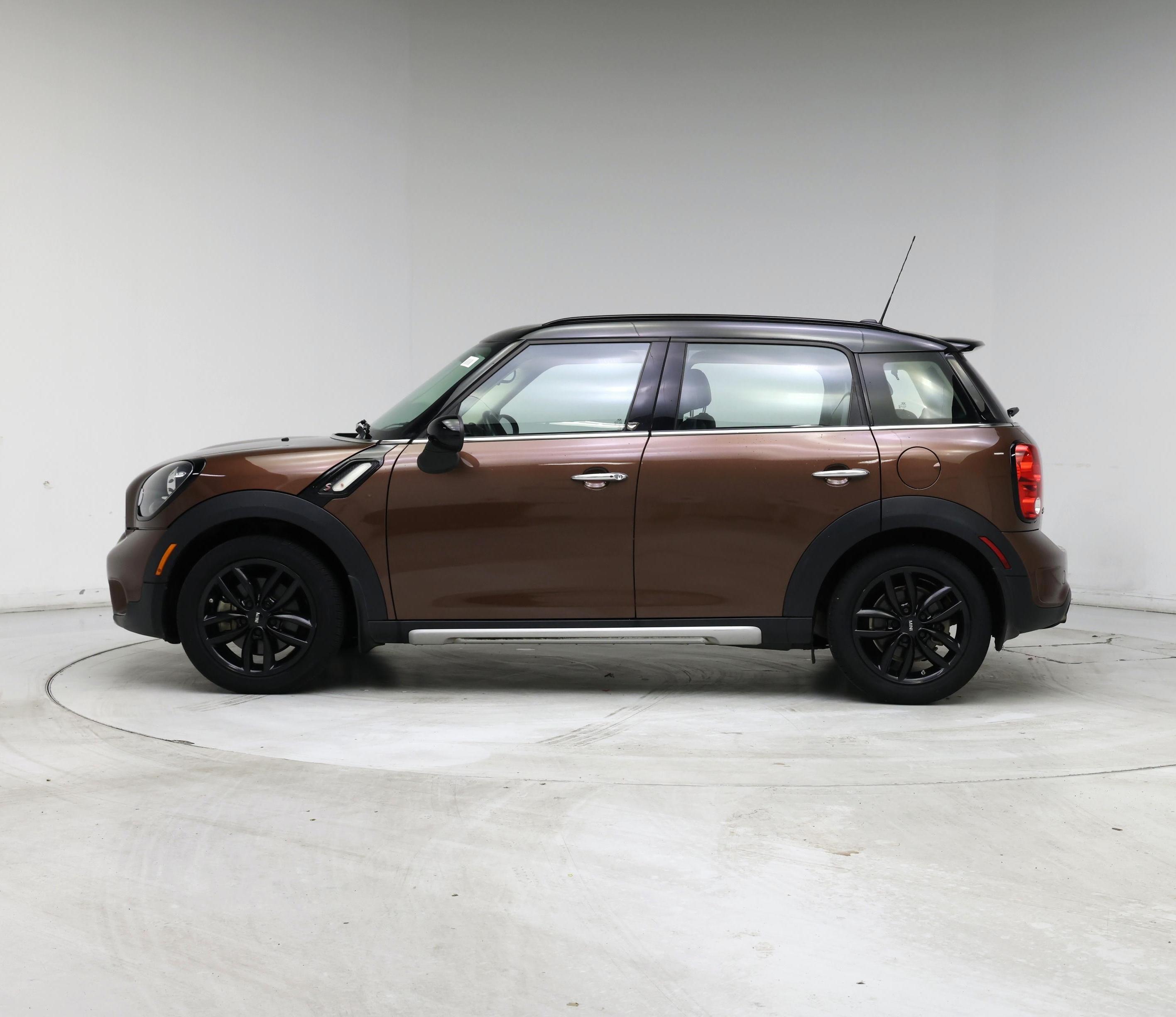 Thumbnail: 2015 MINI Cooper Countryman - 3
