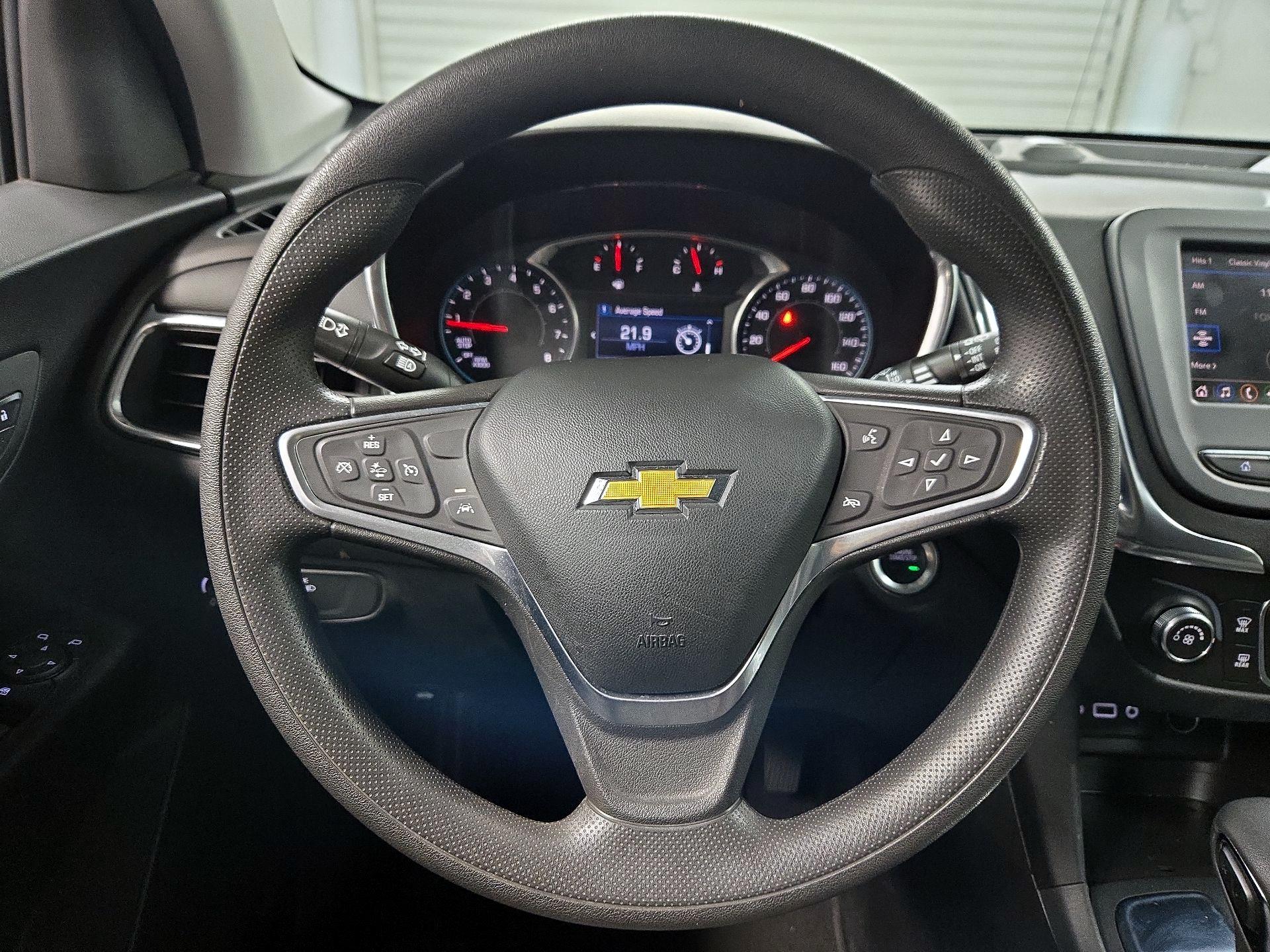 Thumbnail: 2022 Chevrolet Equinox - 10