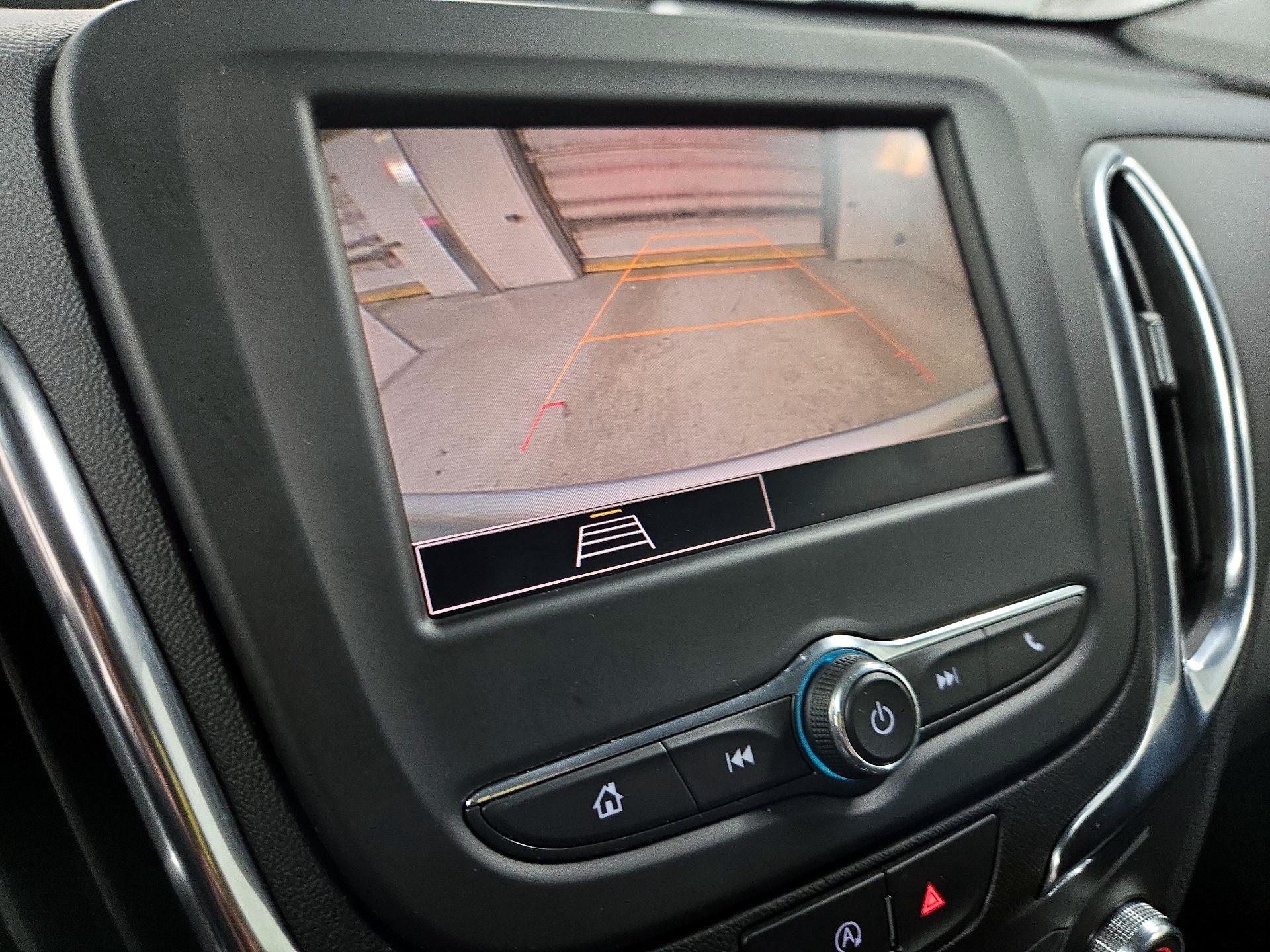 Thumbnail: 2022 Chevrolet Equinox - 14