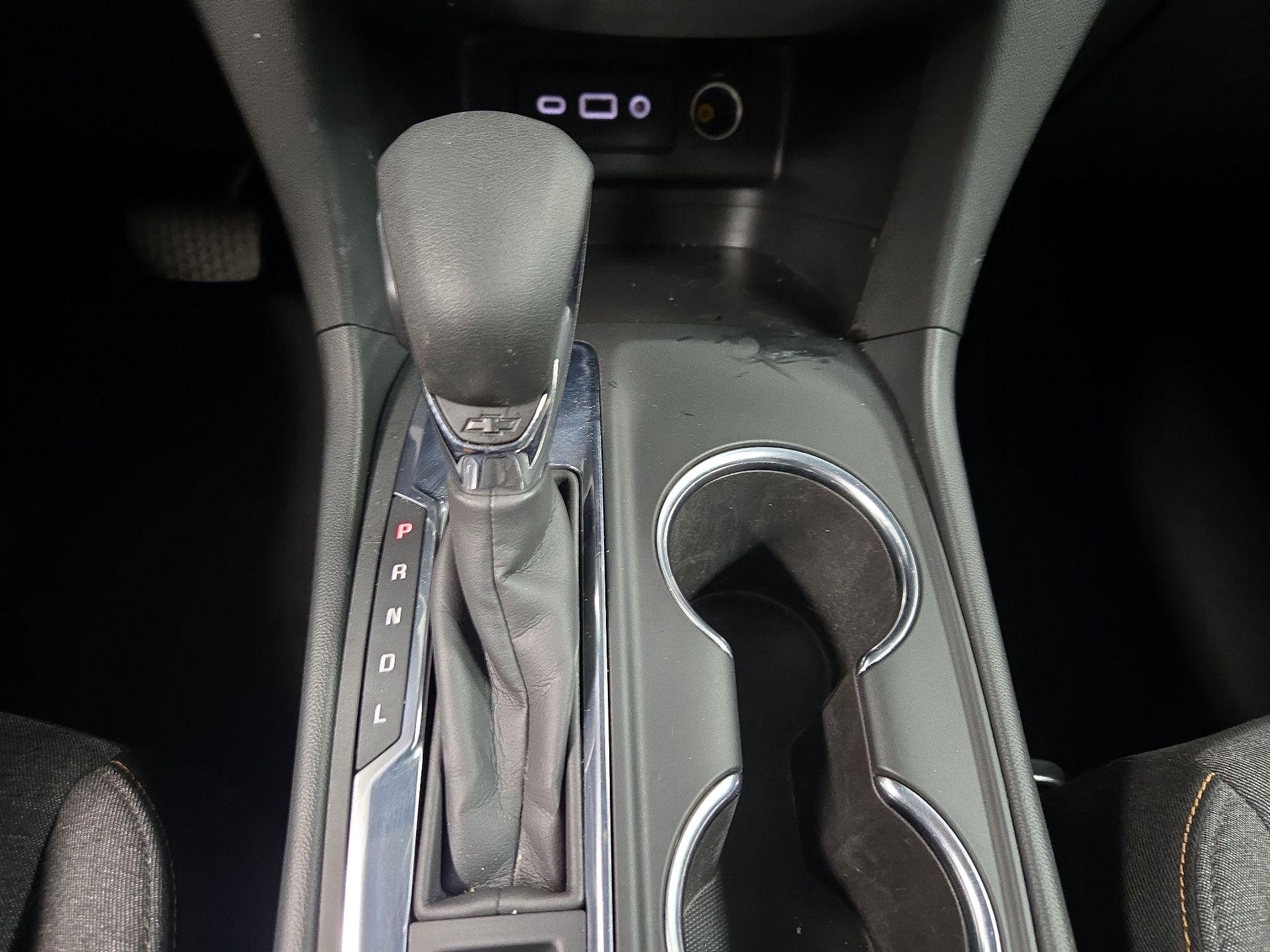 Thumbnail: 2022 Chevrolet Equinox - 17