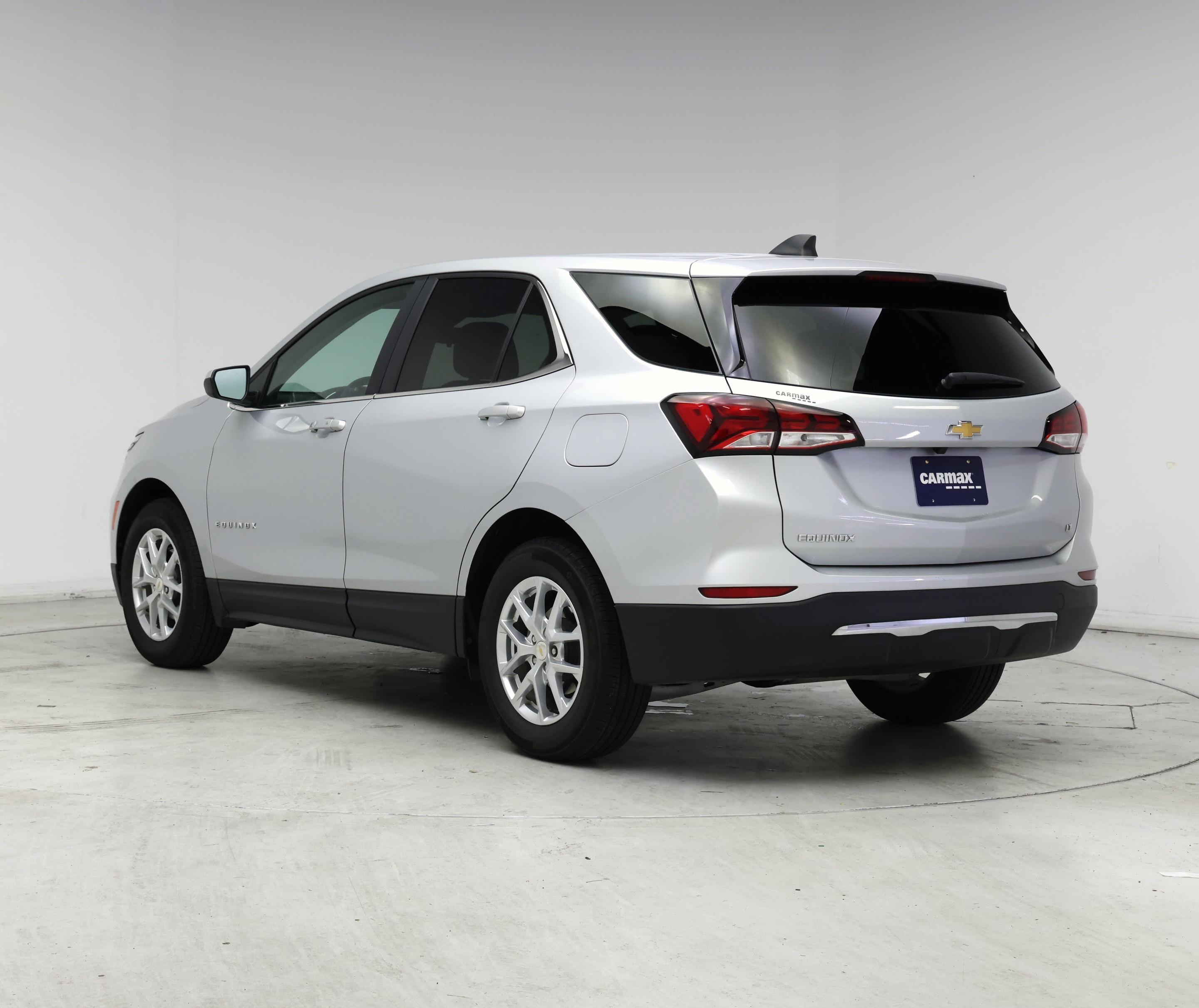 Thumbnail: 2022 Chevrolet Equinox - 2