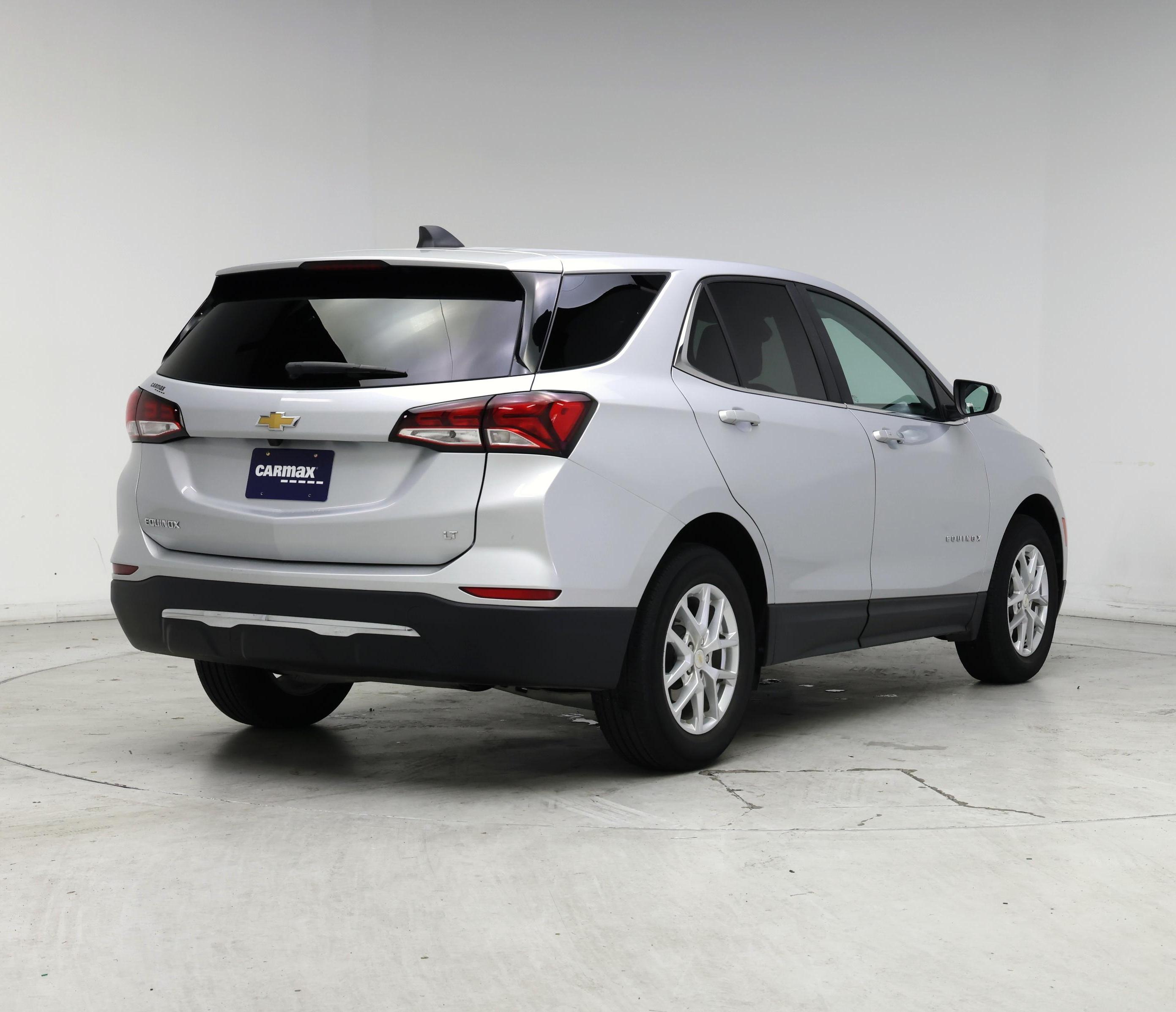 Thumbnail: 2022 Chevrolet Equinox - 8