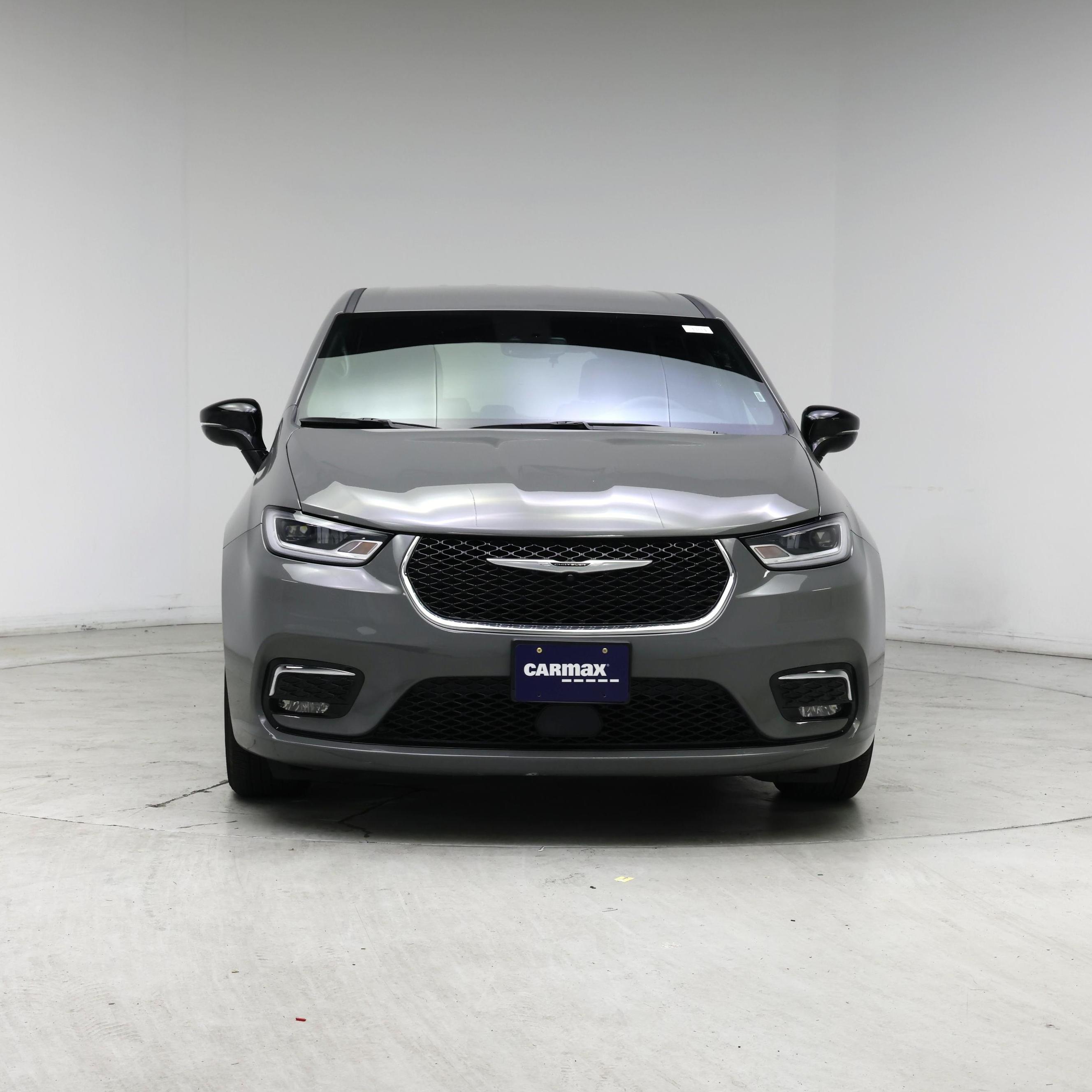 Thumbnail: 2025 Chrysler Pacifica - 5