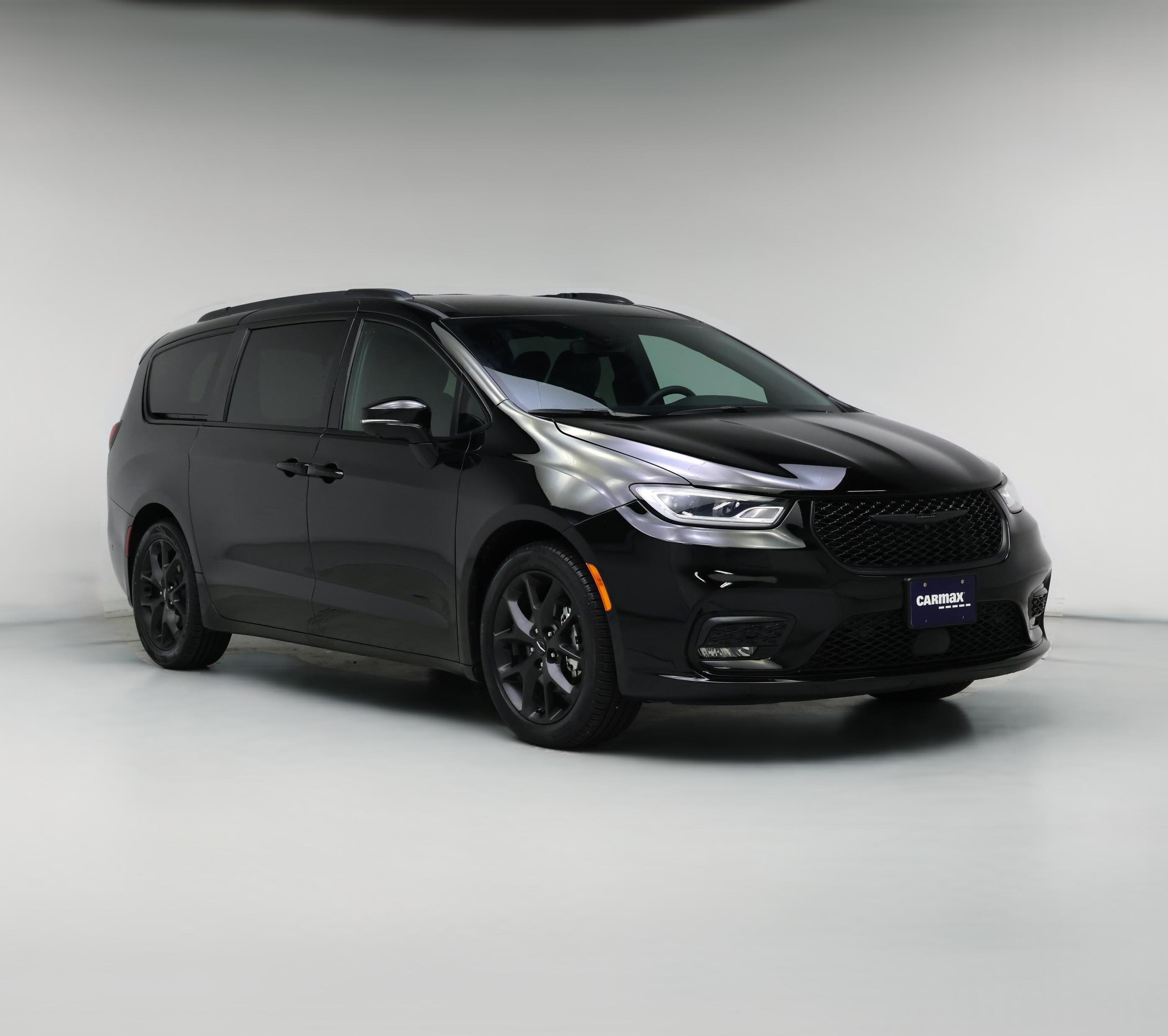 Thumbnail: 2024 Chrysler Pacifica - 1