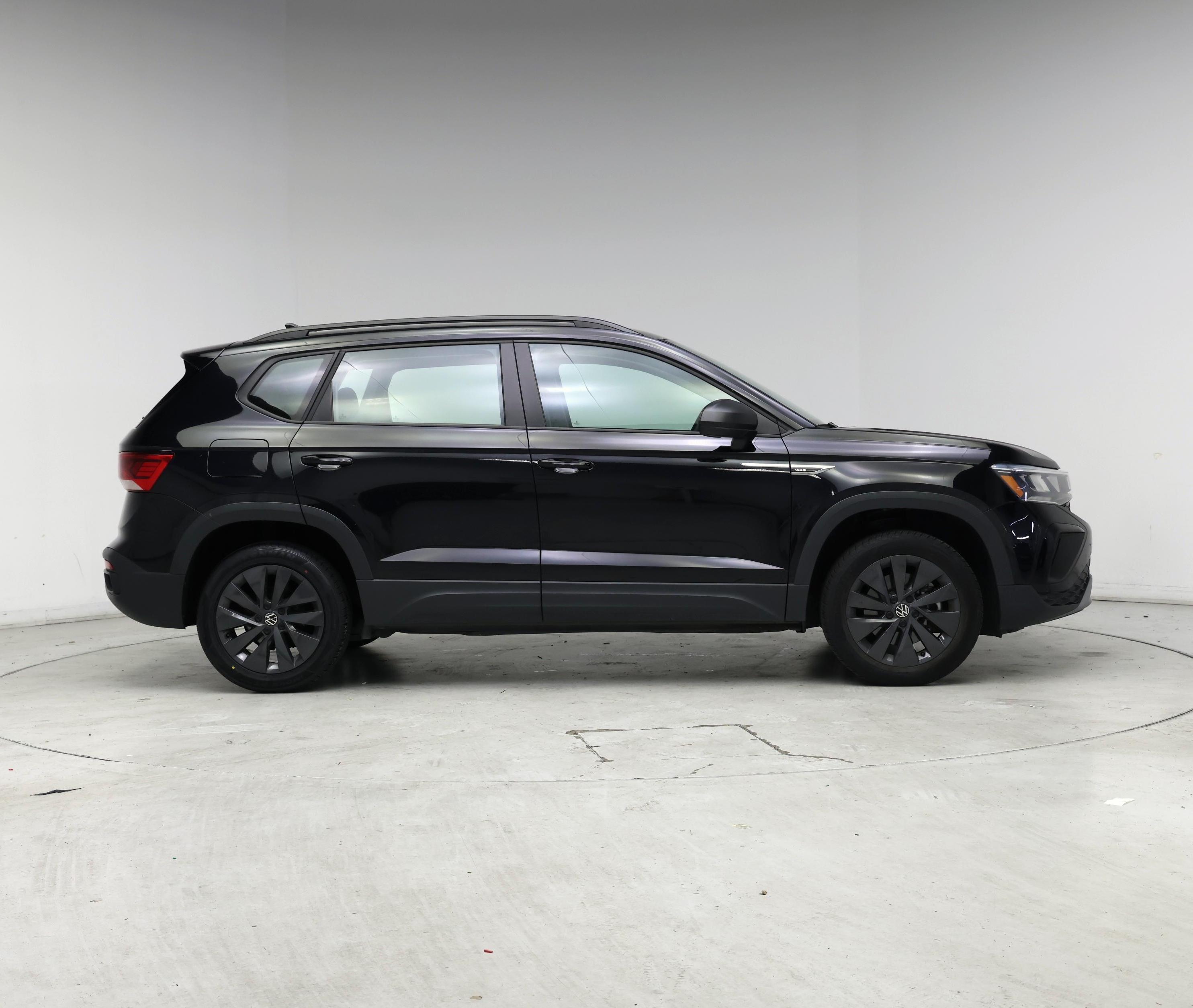 Thumbnail: 2024 Volkswagen Taos - 7