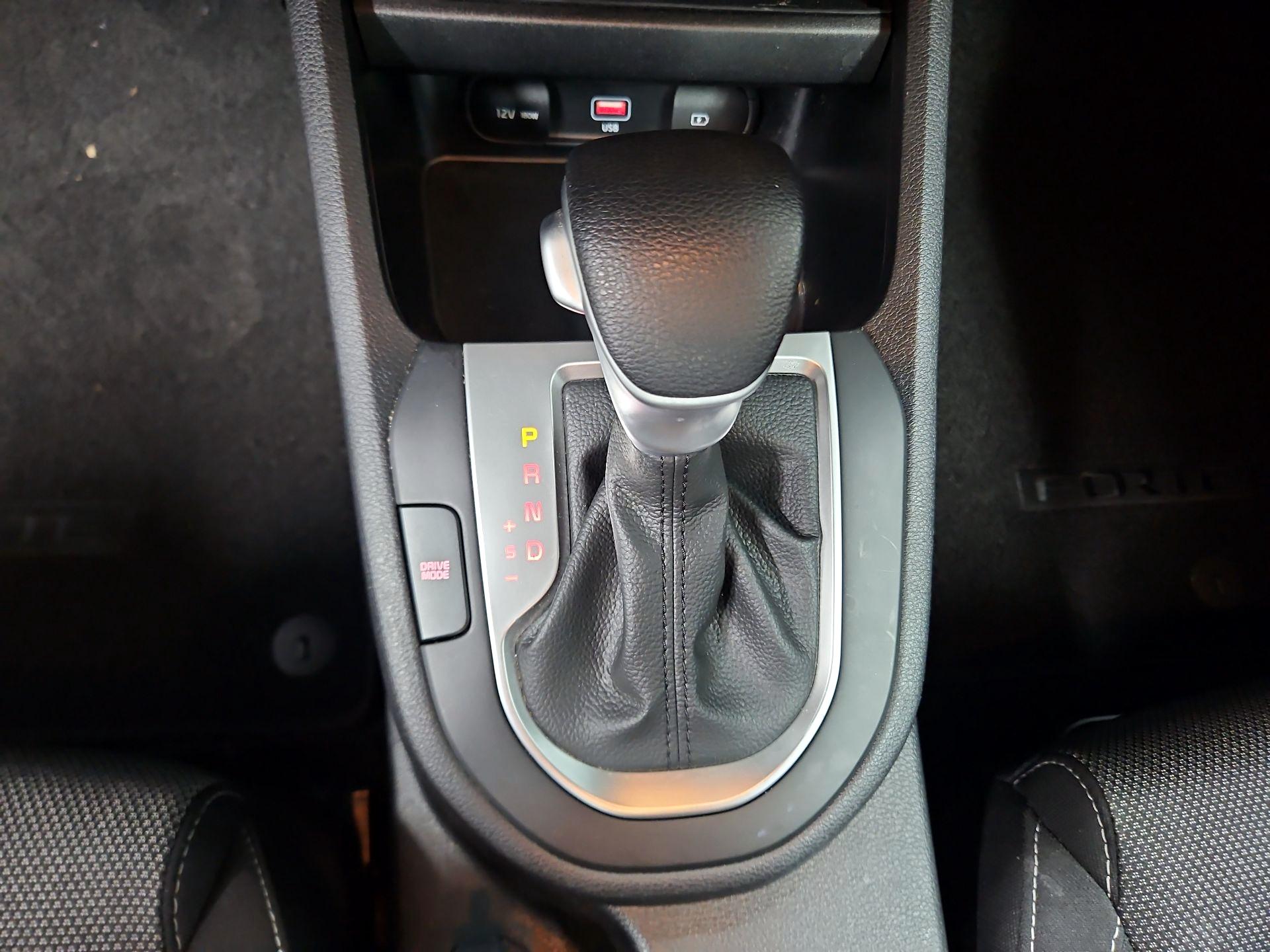 Thumbnail: 2024 Kia Forte - 17
