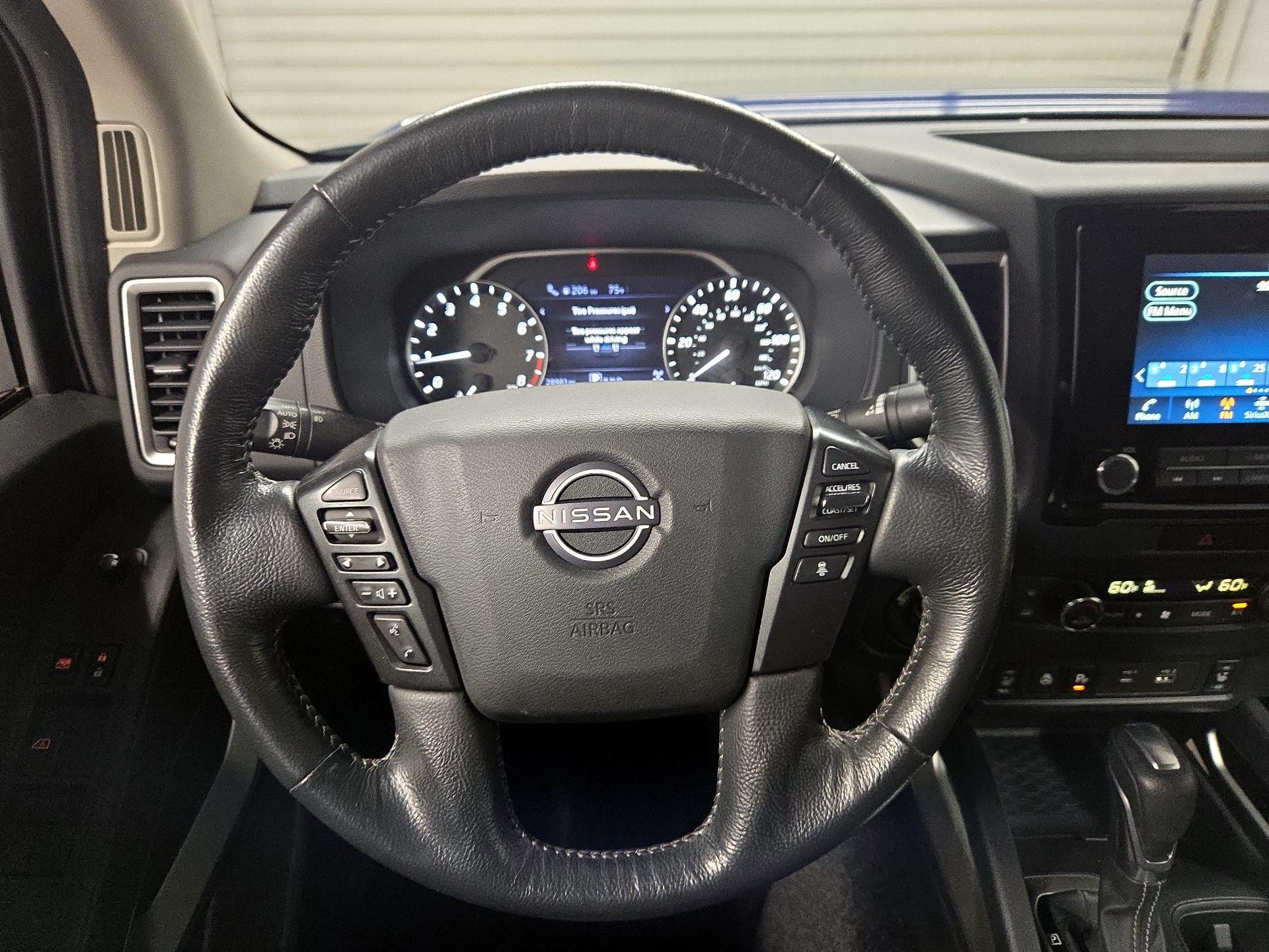 Thumbnail: 2022 Nissan Frontier - 10