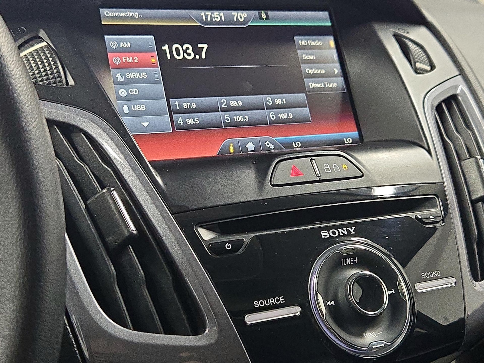 2014 Ford Focus Titanium - Photo 16