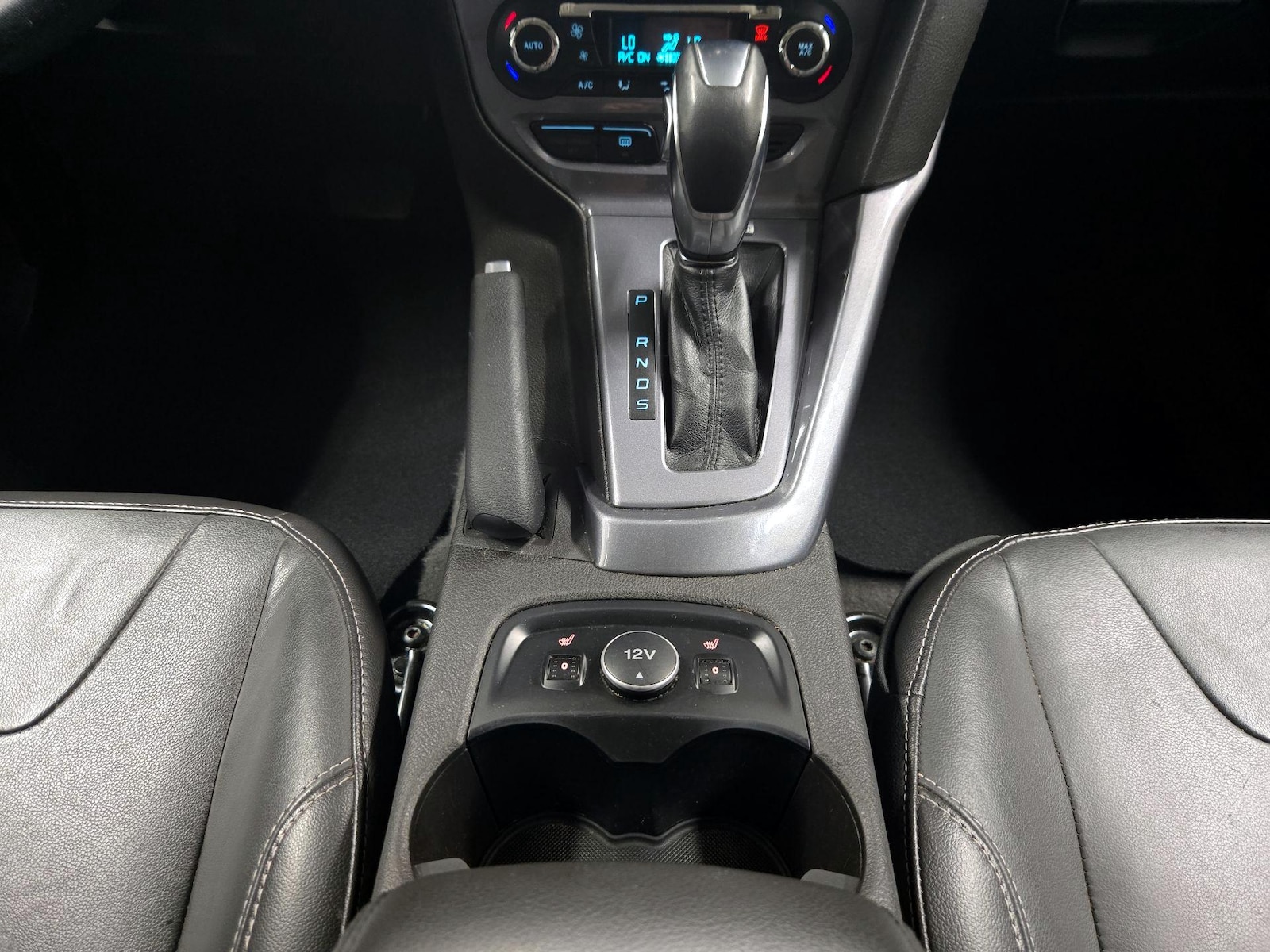 2014 Ford Focus Titanium - Photo 18