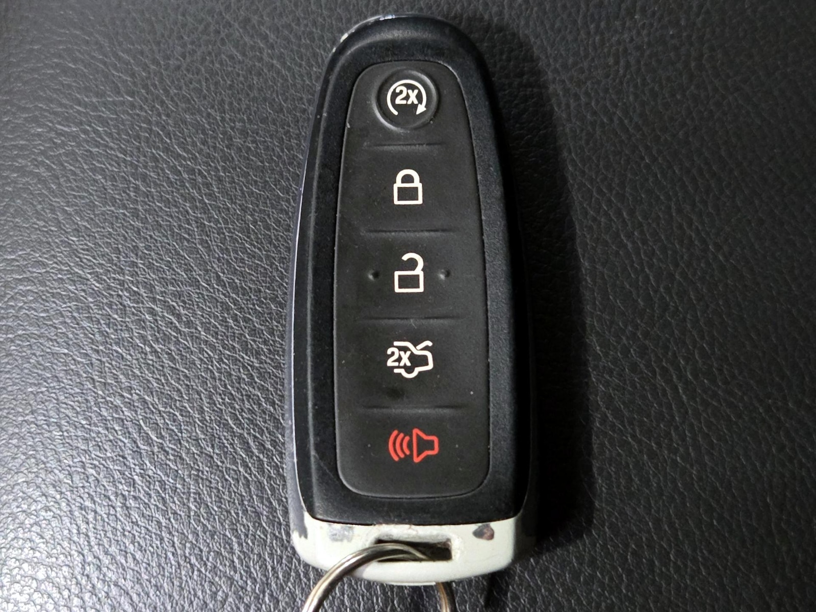 2014 Ford Focus Titanium - Photo 24