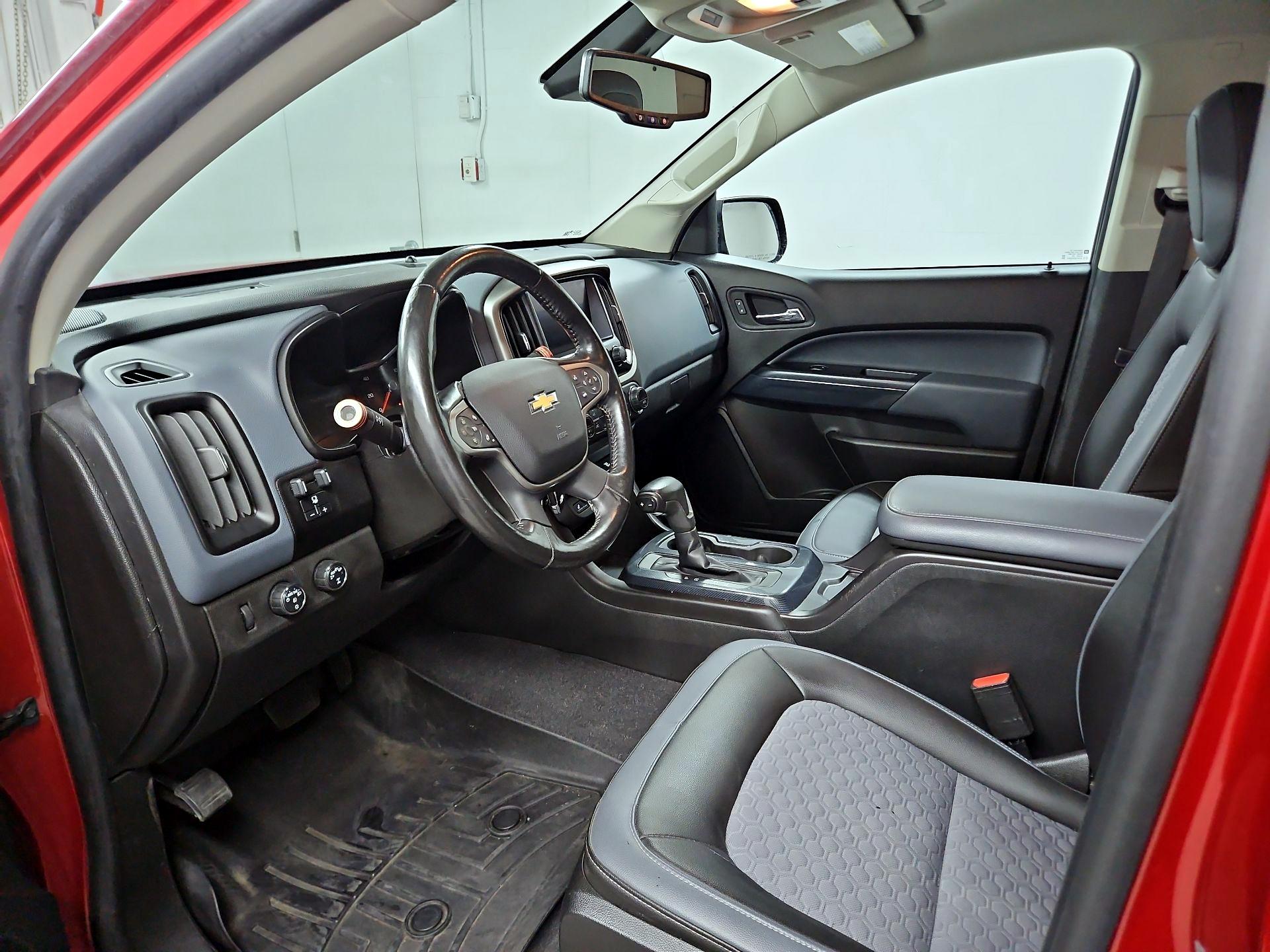 Thumbnail: 2021 Chevrolet Colorado - 11