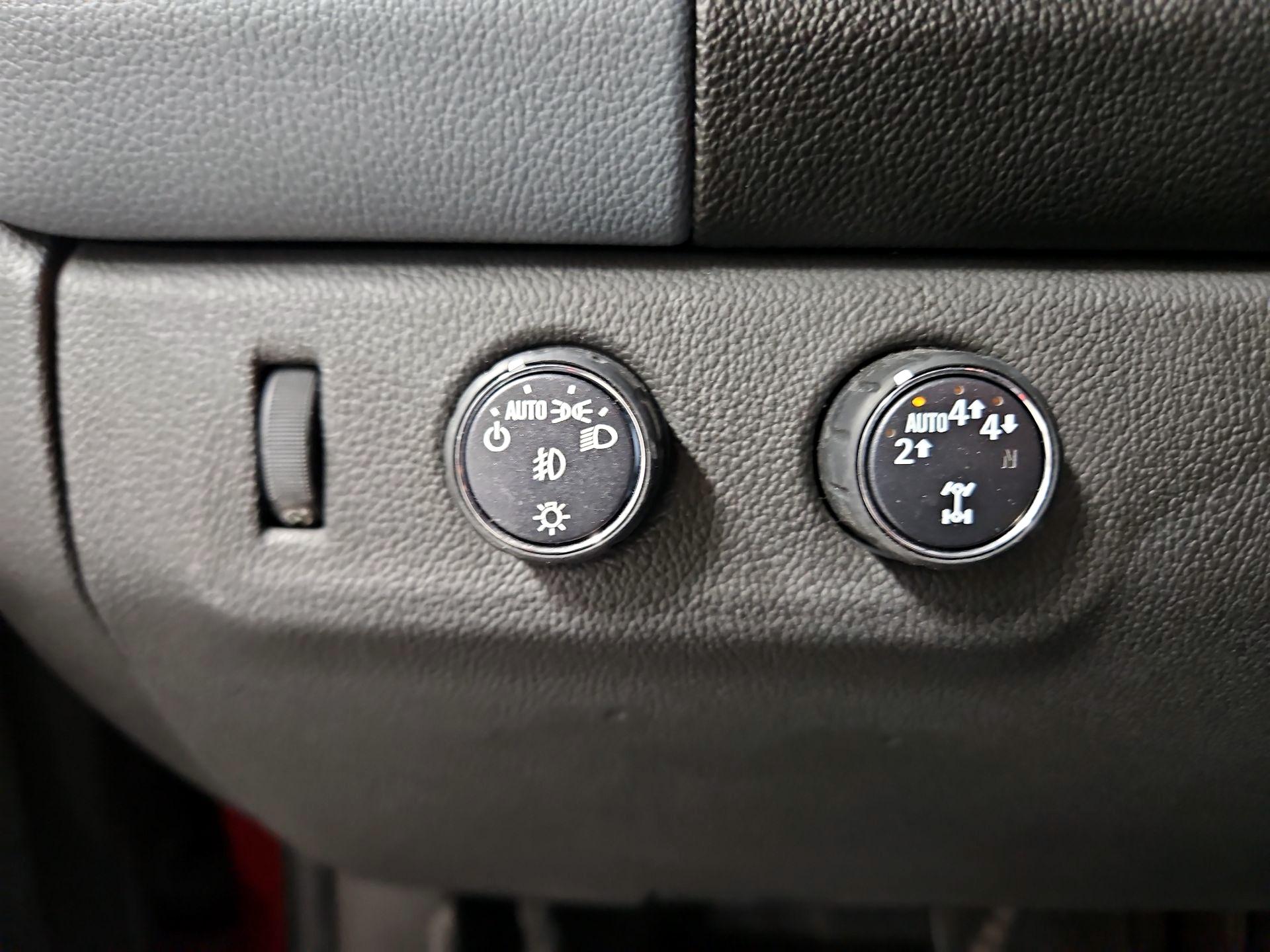 Thumbnail: 2021 Chevrolet Colorado - 13