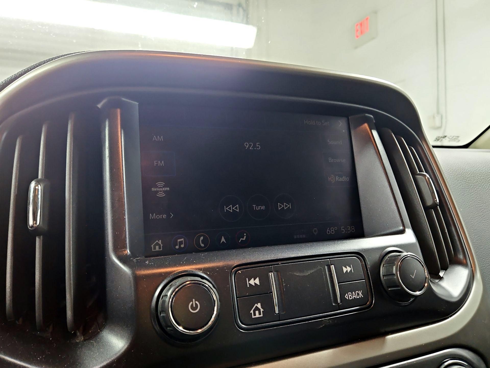 Thumbnail: 2021 Chevrolet Colorado - 16