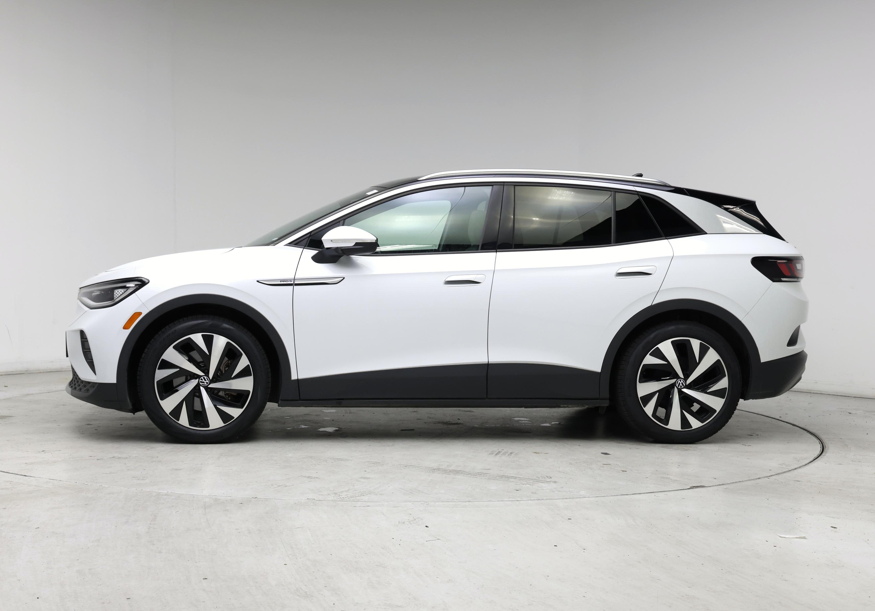 Thumbnail: 2021 Volkswagen ID.4 - 3