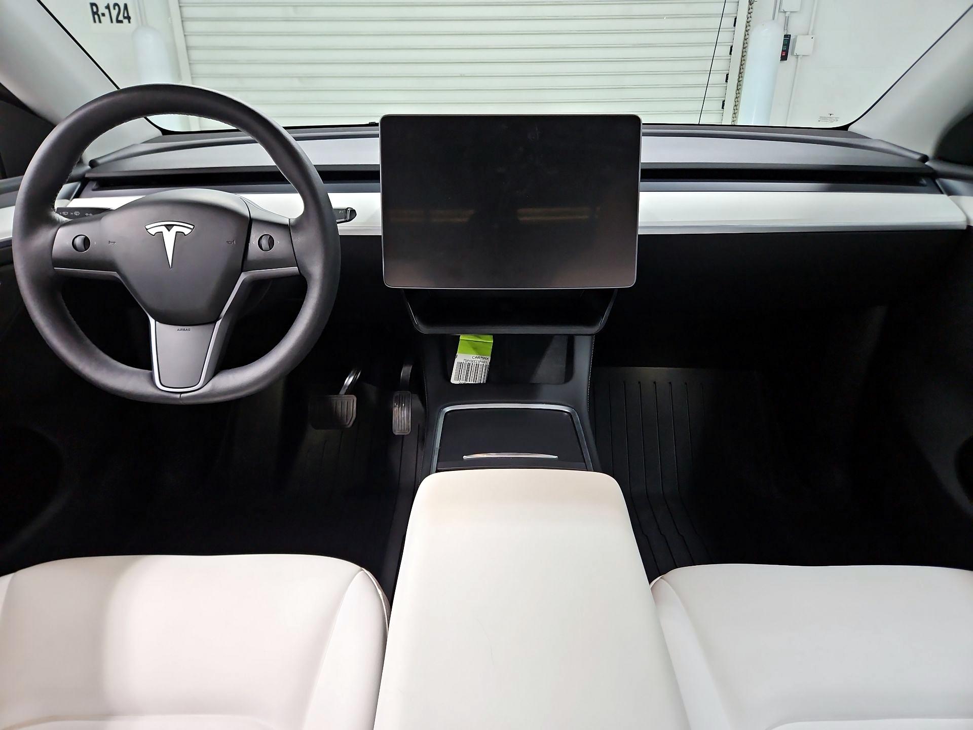 Thumbnail: 2023 Tesla Model Y - 9