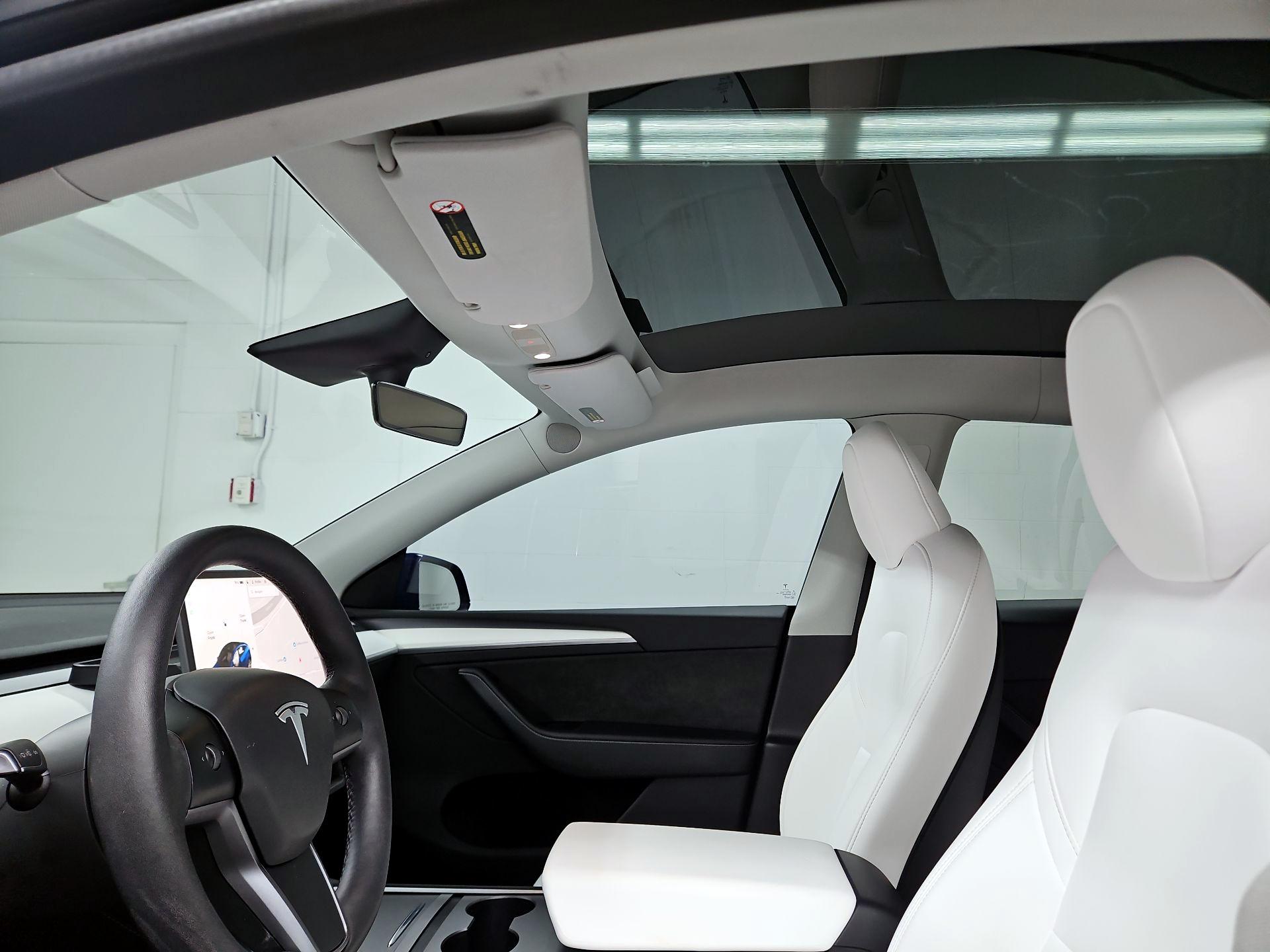 Thumbnail: 2023 Tesla Model Y - 19