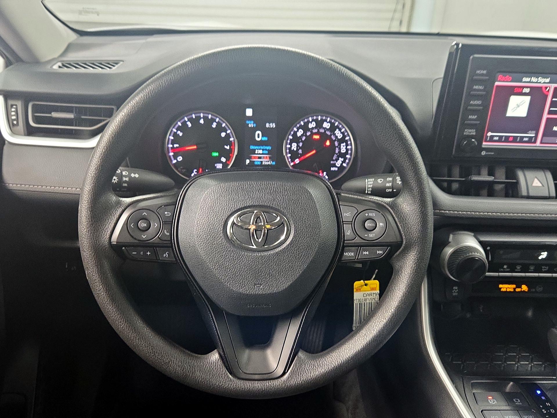 Thumbnail: 2021 Toyota RAV4 - 10