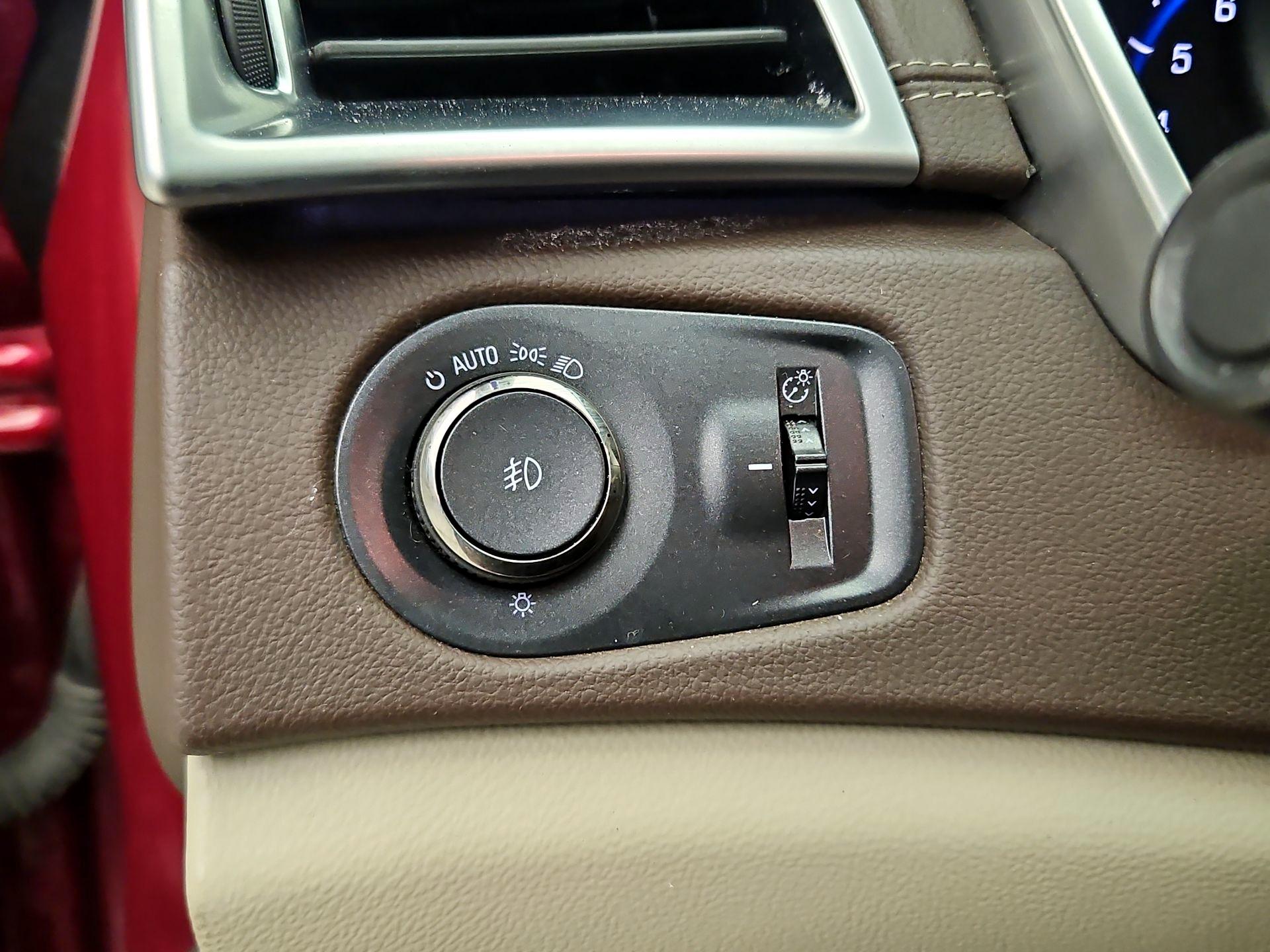 Thumbnail: 2015 Cadillac SRX - 13