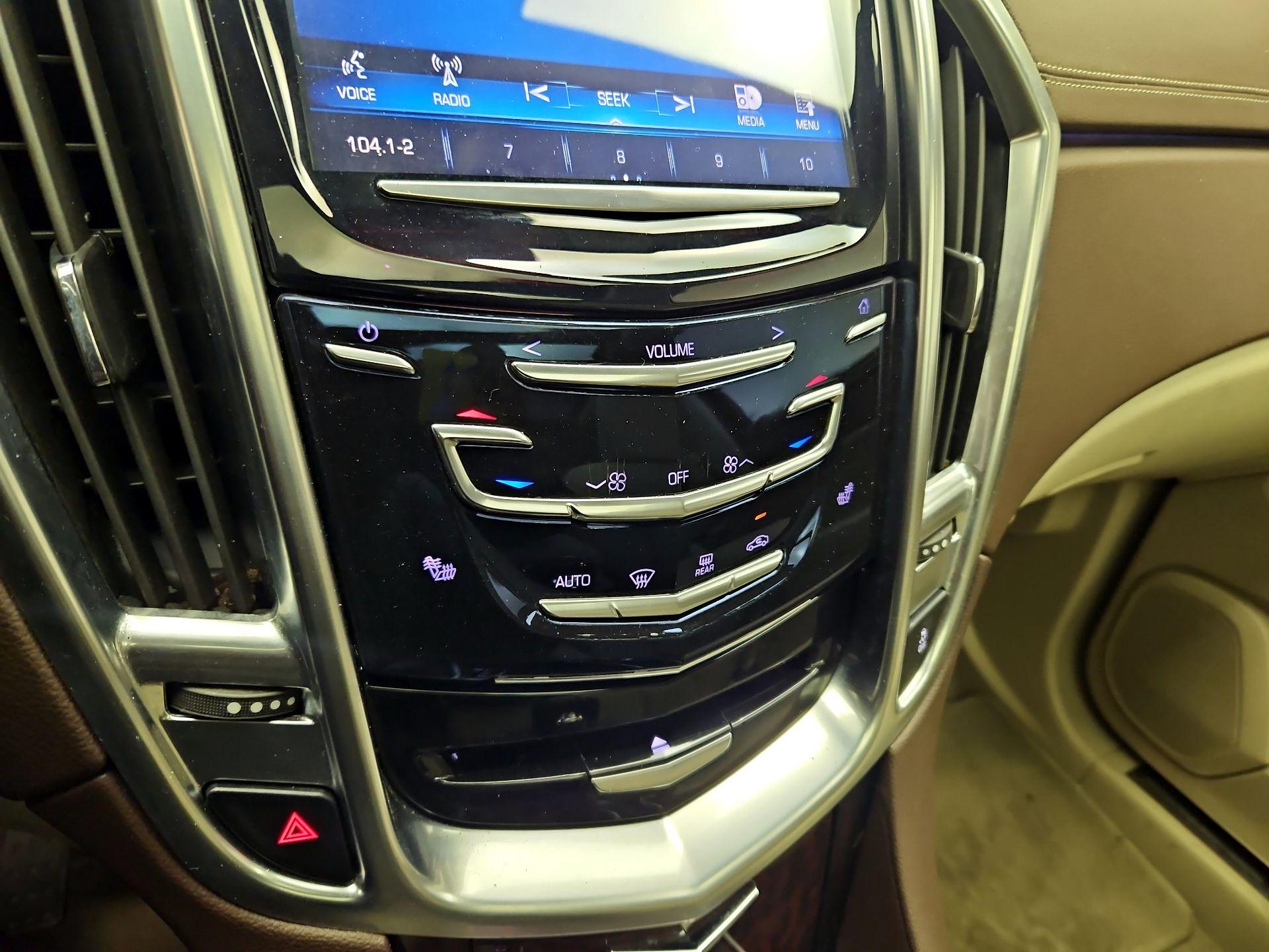 Thumbnail: 2015 Cadillac SRX - 17