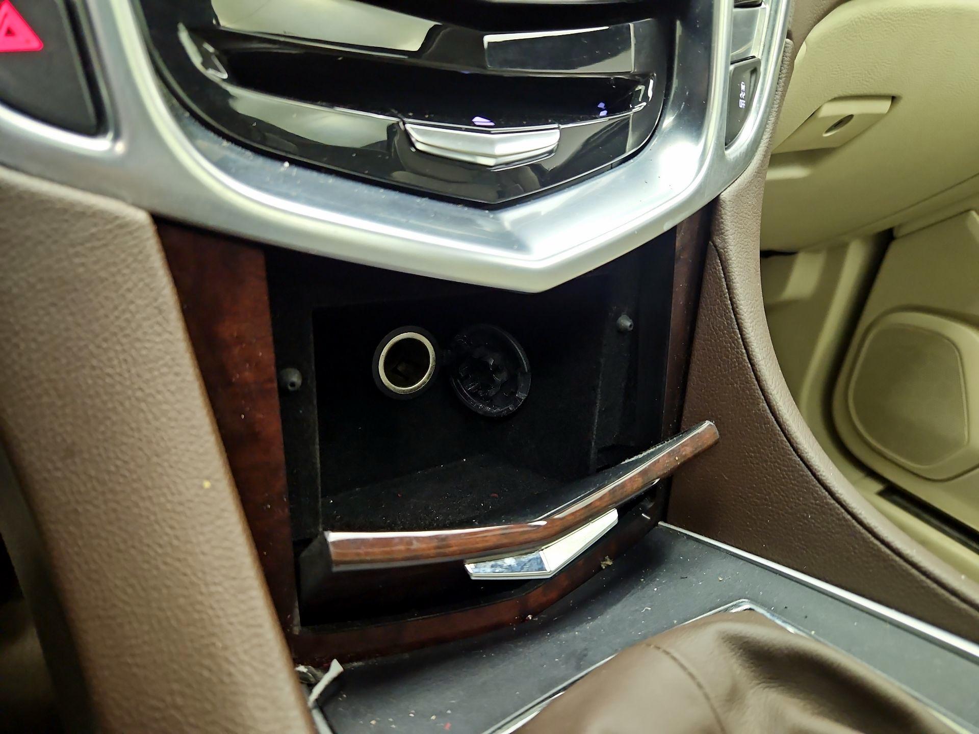 Thumbnail: 2015 Cadillac SRX - 19