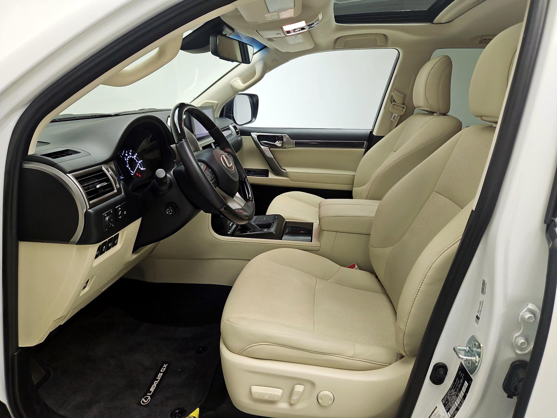 Thumbnail: 2023 Lexus GX - 11