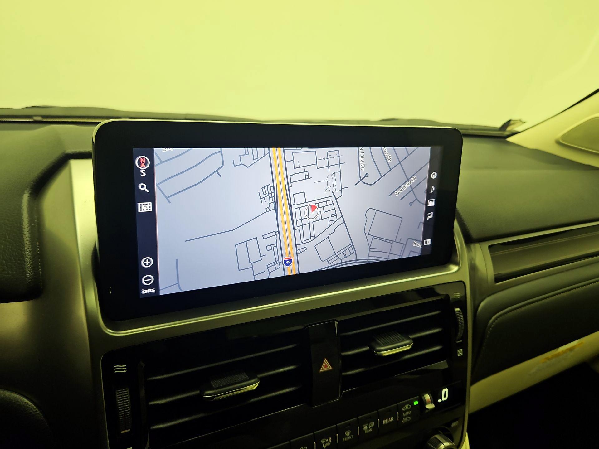 Thumbnail: 2023 Lexus GX - 14