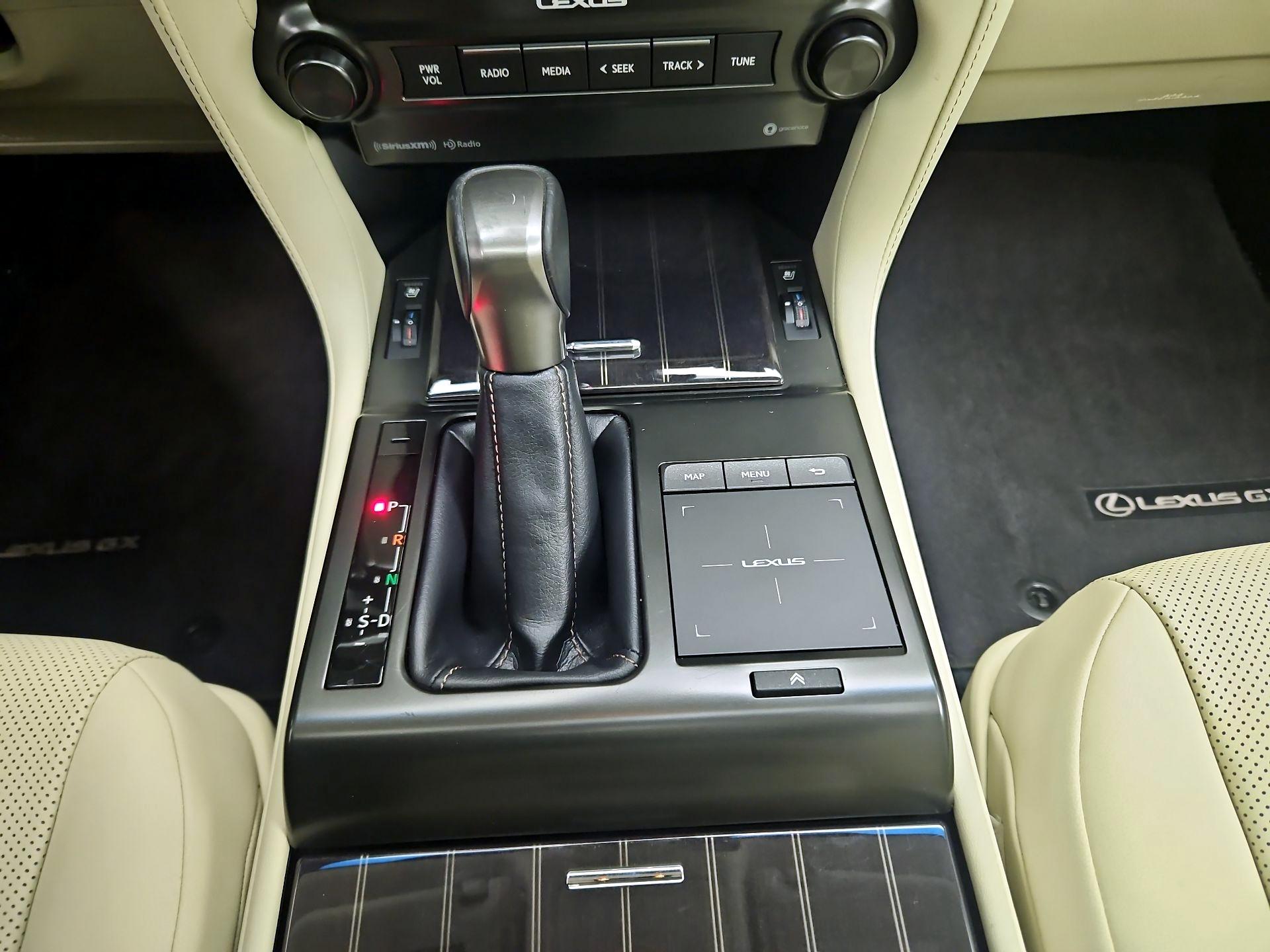 Thumbnail: 2023 Lexus GX - 18