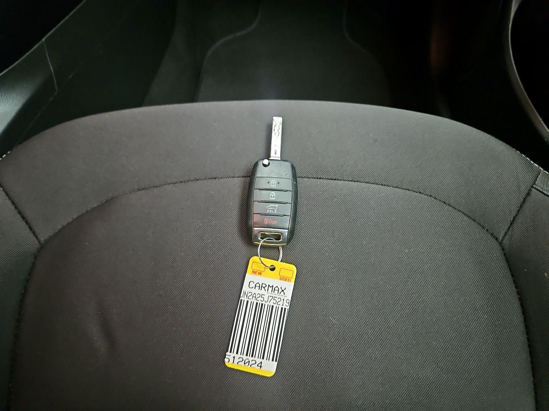 Thumbnail: 2018 Kia Soul - 19