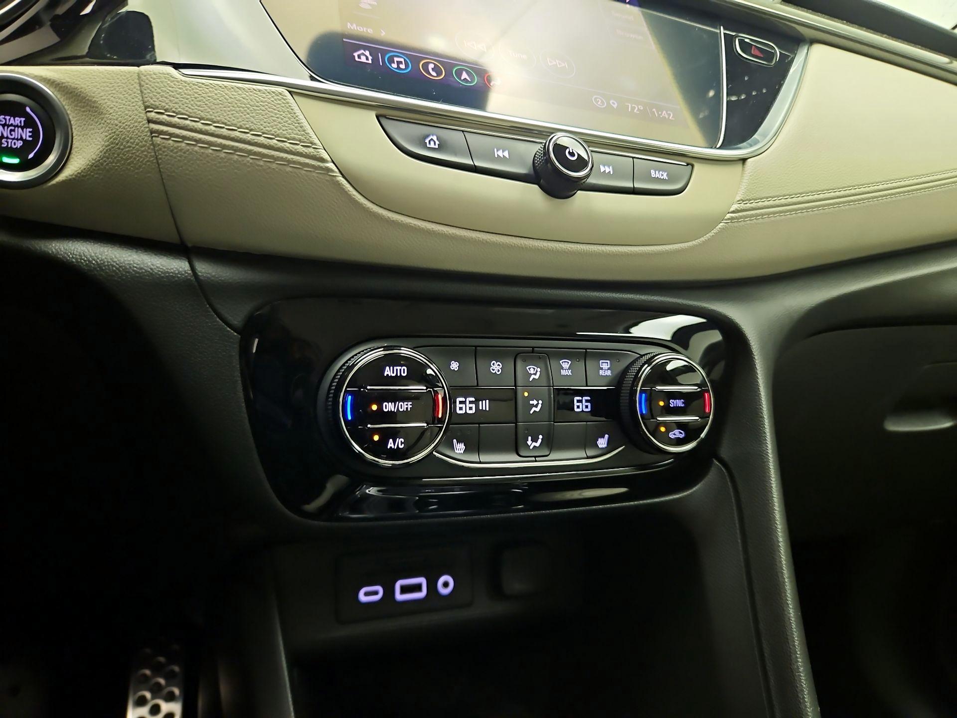 Thumbnail: 2022 Buick Encore GX - 15