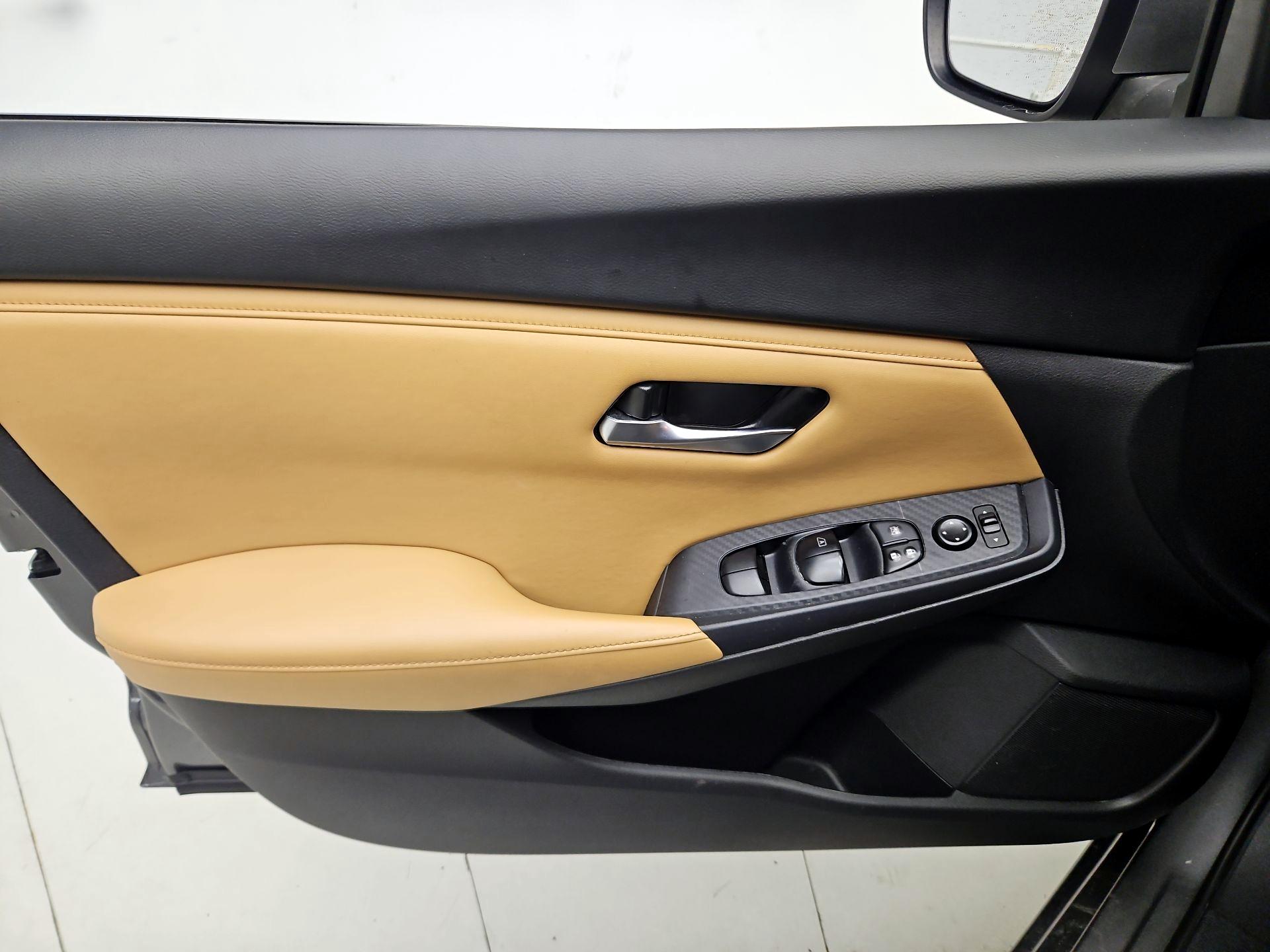 Thumbnail: 2023 Nissan Sentra - 12