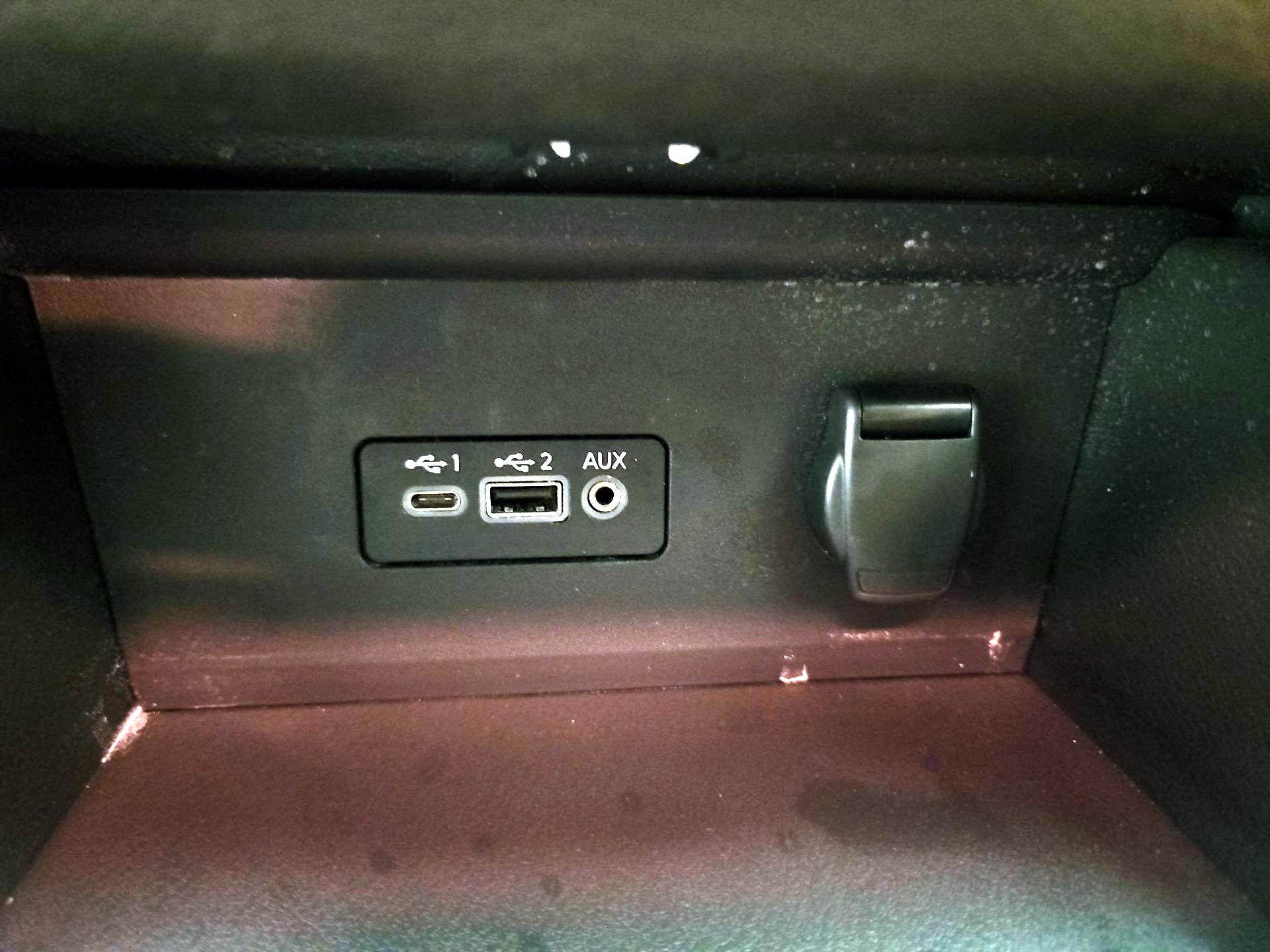 Thumbnail: 2023 Nissan Sentra - 18