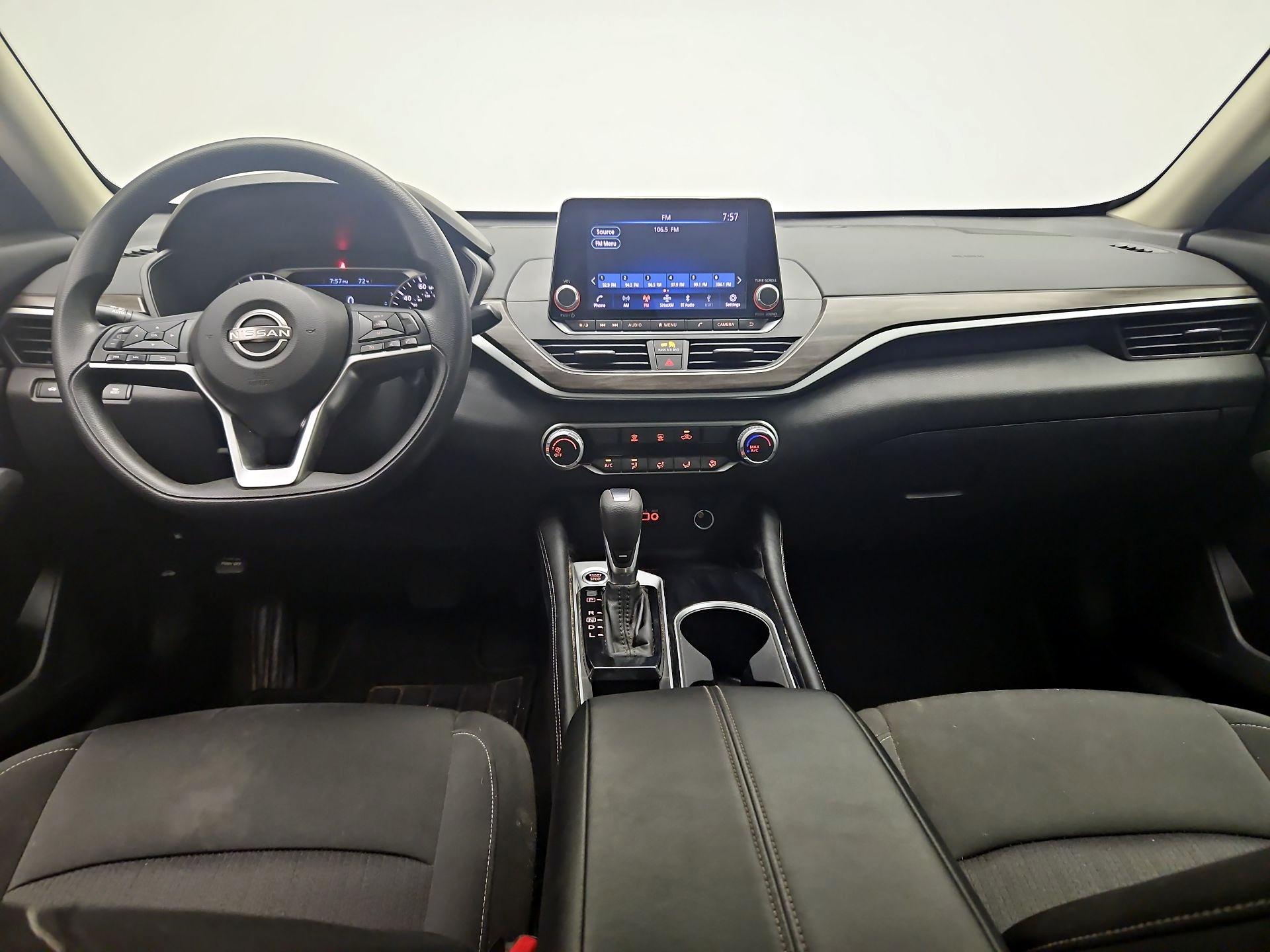 Thumbnail: 2023 Nissan Altima - 9