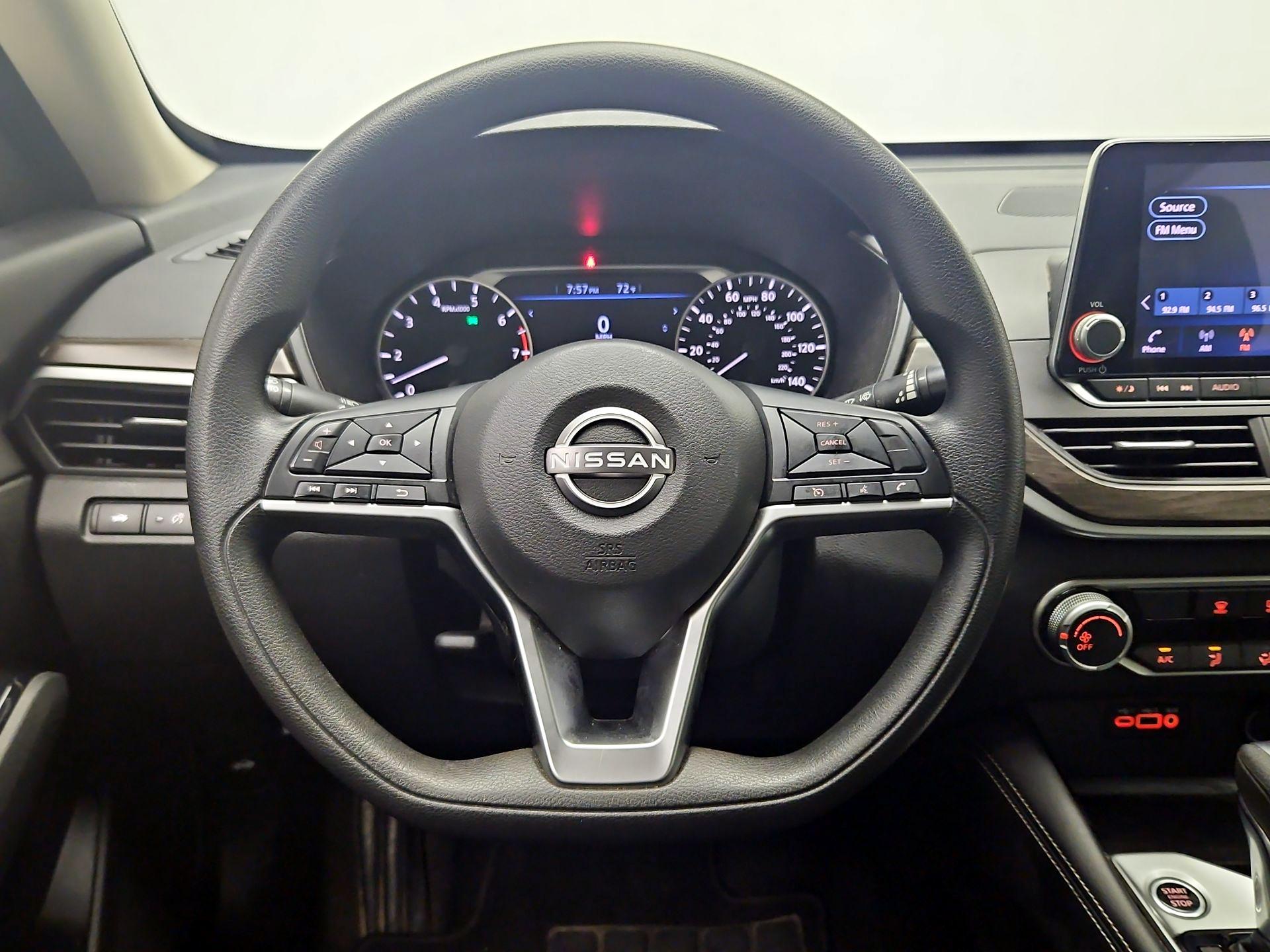 Thumbnail: 2023 Nissan Altima - 10