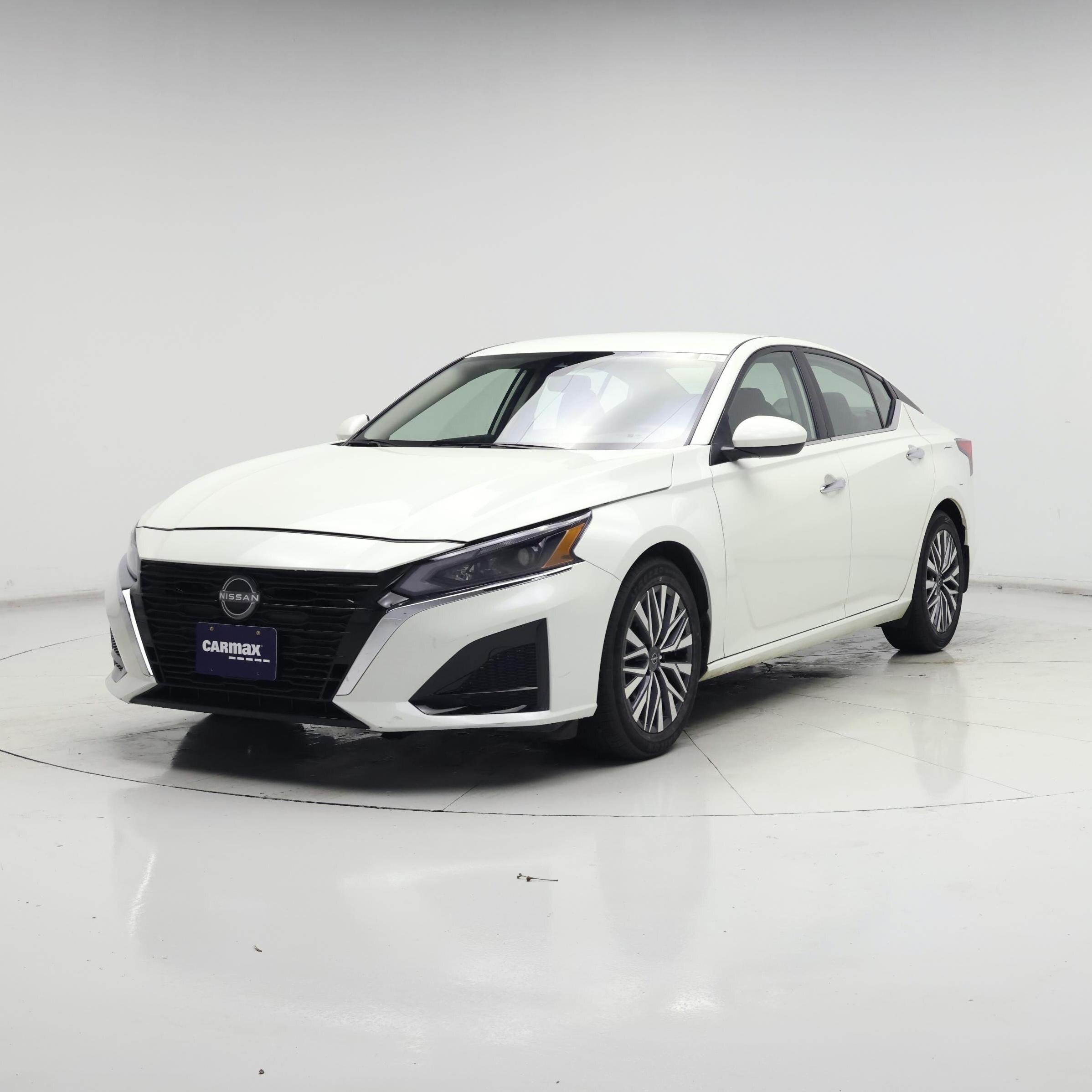 Thumbnail: 2023 Nissan Altima - 4