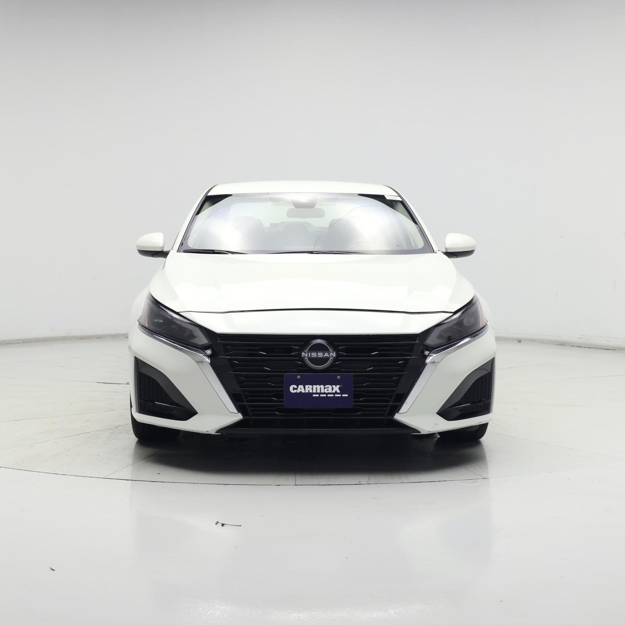 Thumbnail: 2023 Nissan Altima - 5
