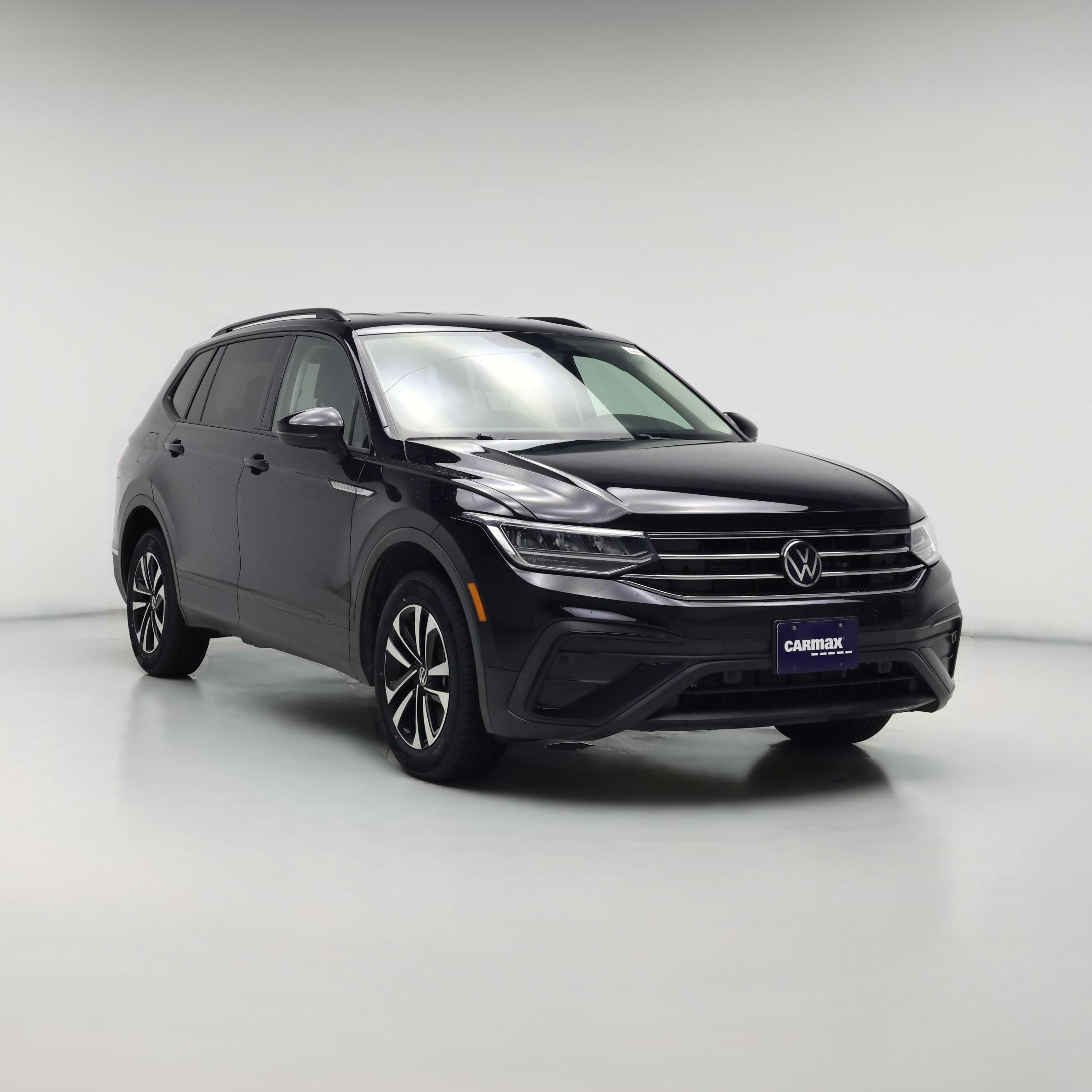 Thumbnail: 2022 Volkswagen Tiguan - 1
