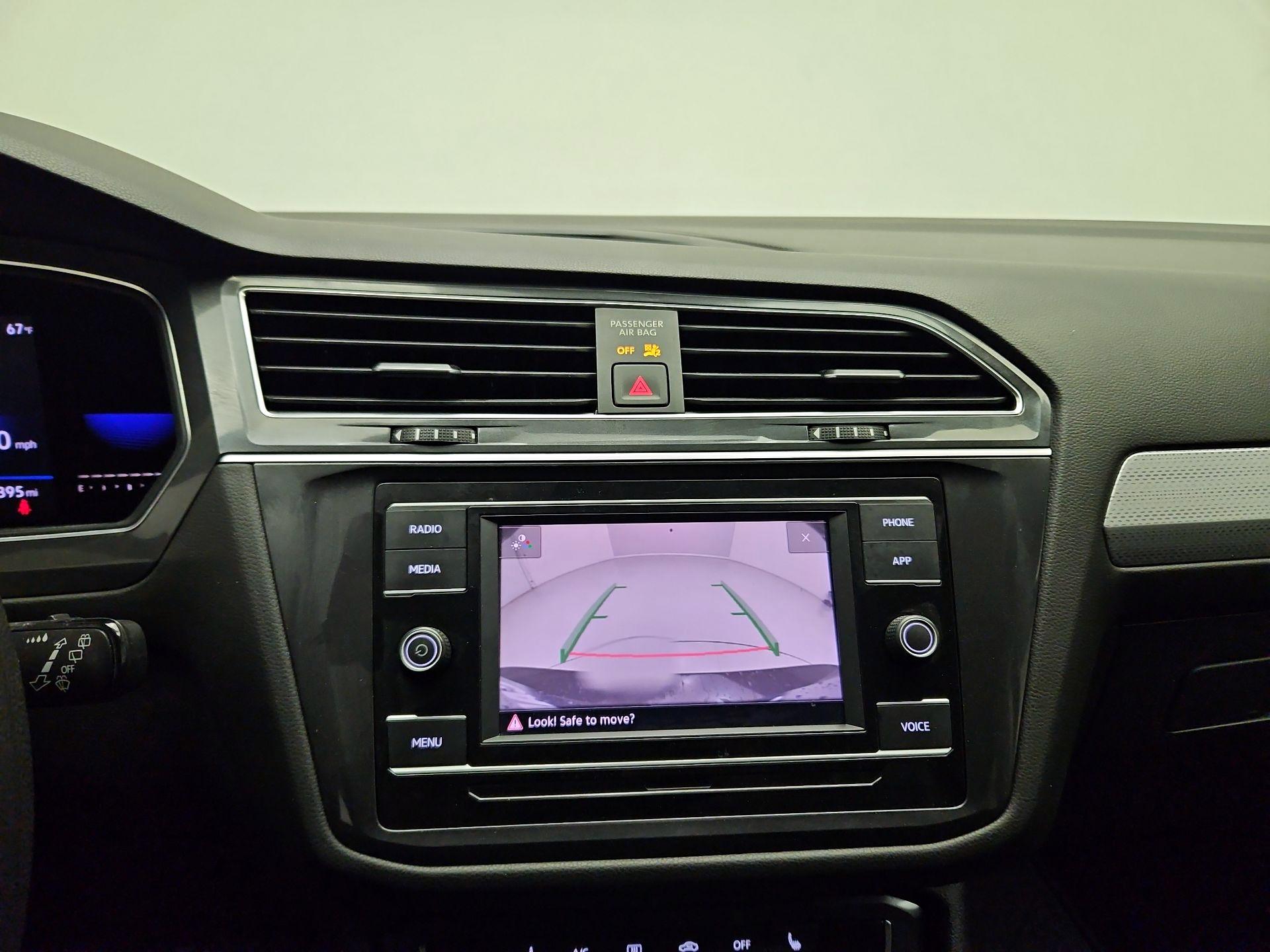 Thumbnail: 2022 Volkswagen Tiguan - 13