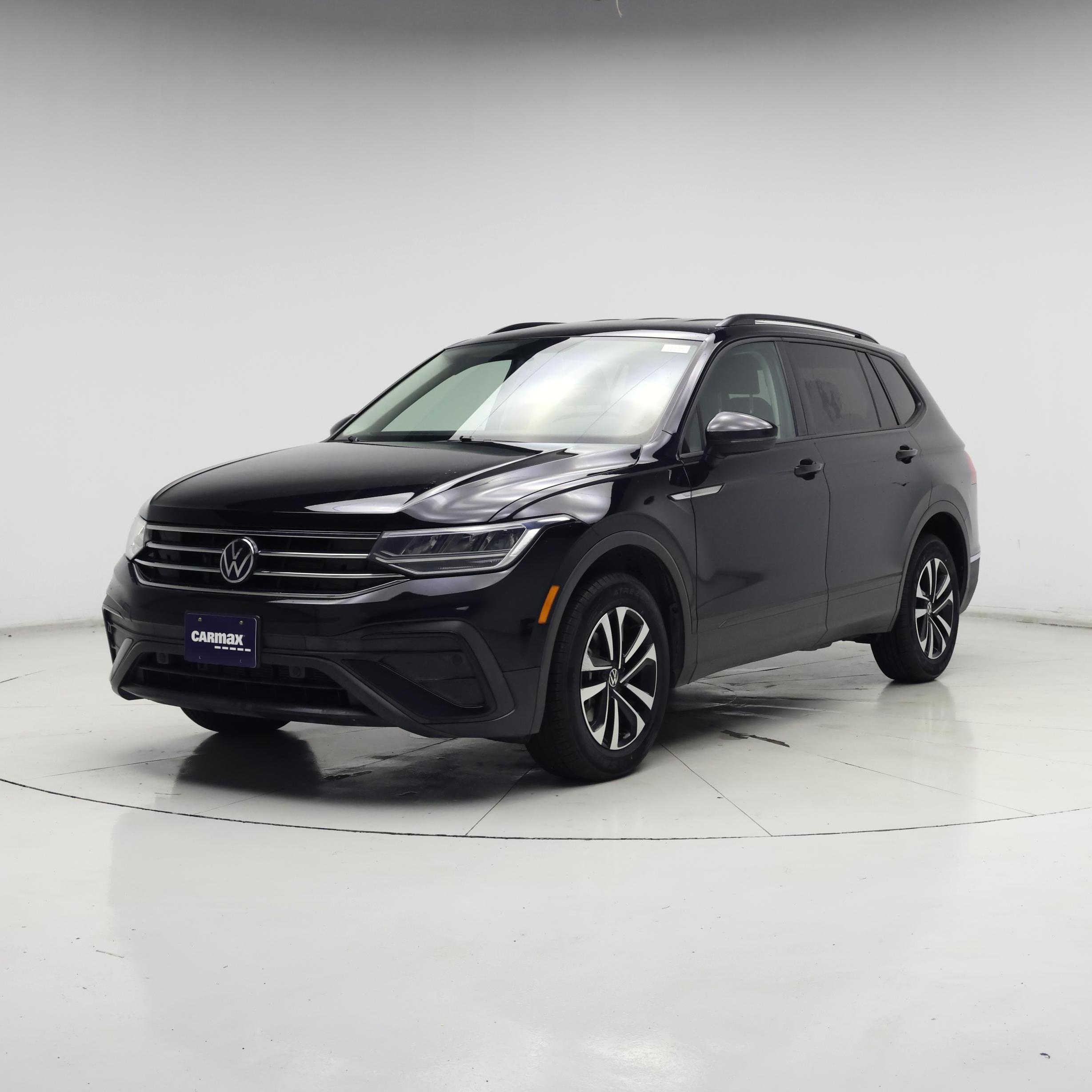 Thumbnail: 2022 Volkswagen Tiguan - 4