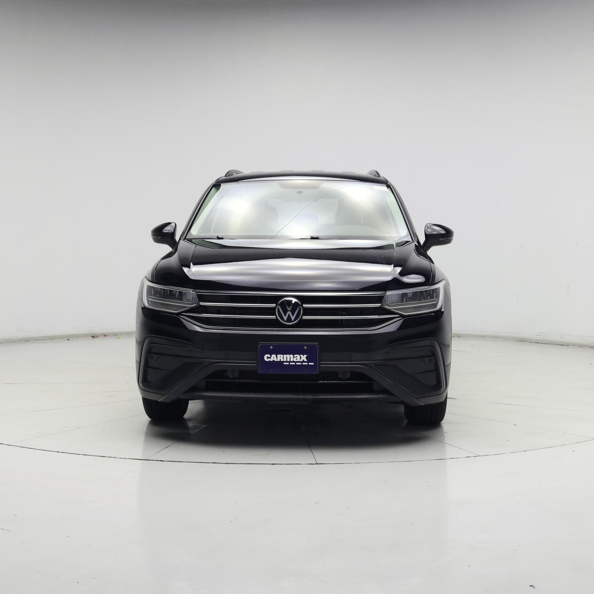 Thumbnail: 2022 Volkswagen Tiguan - 5