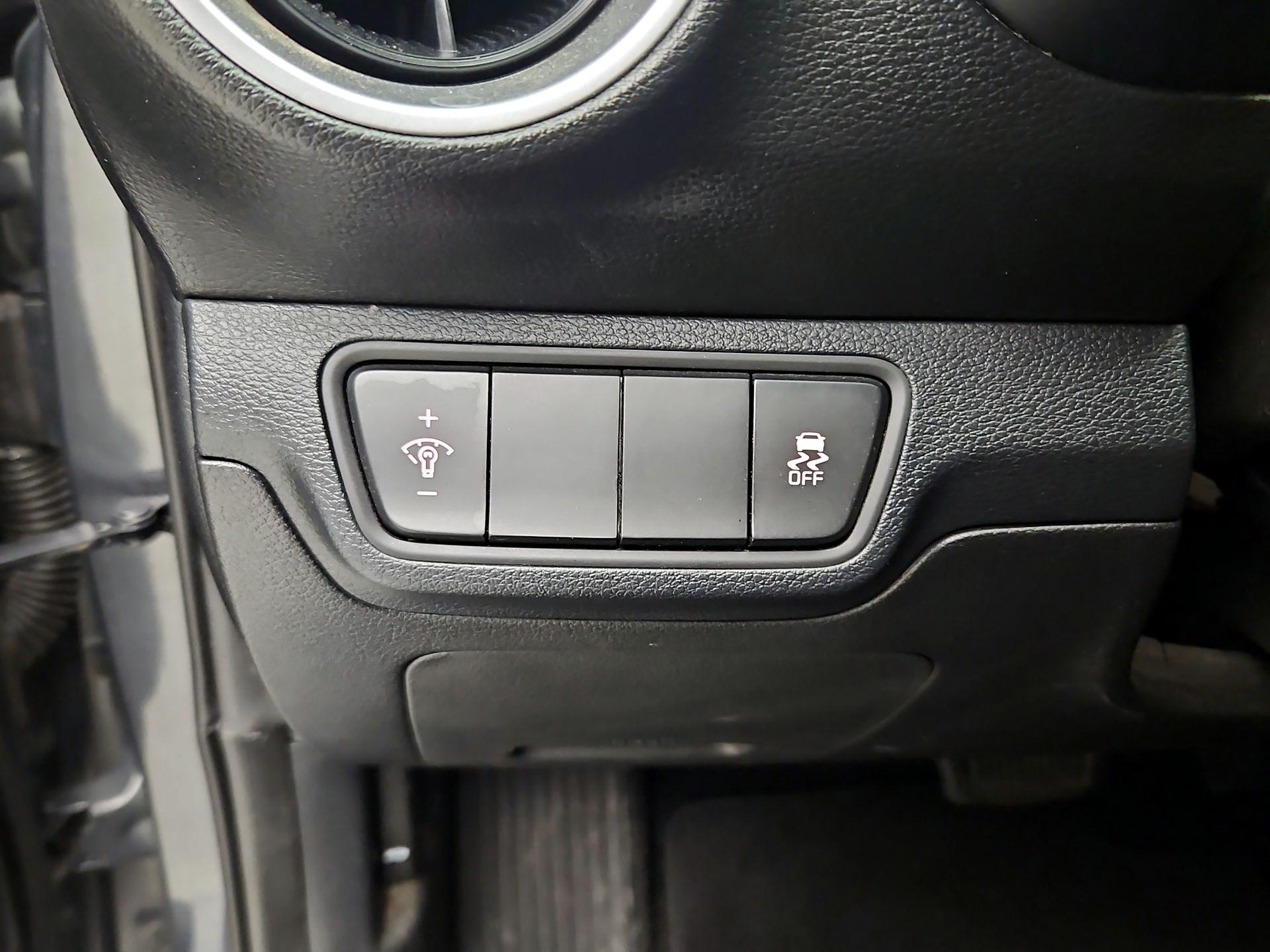 Thumbnail: 2024 Kia Forte - 13