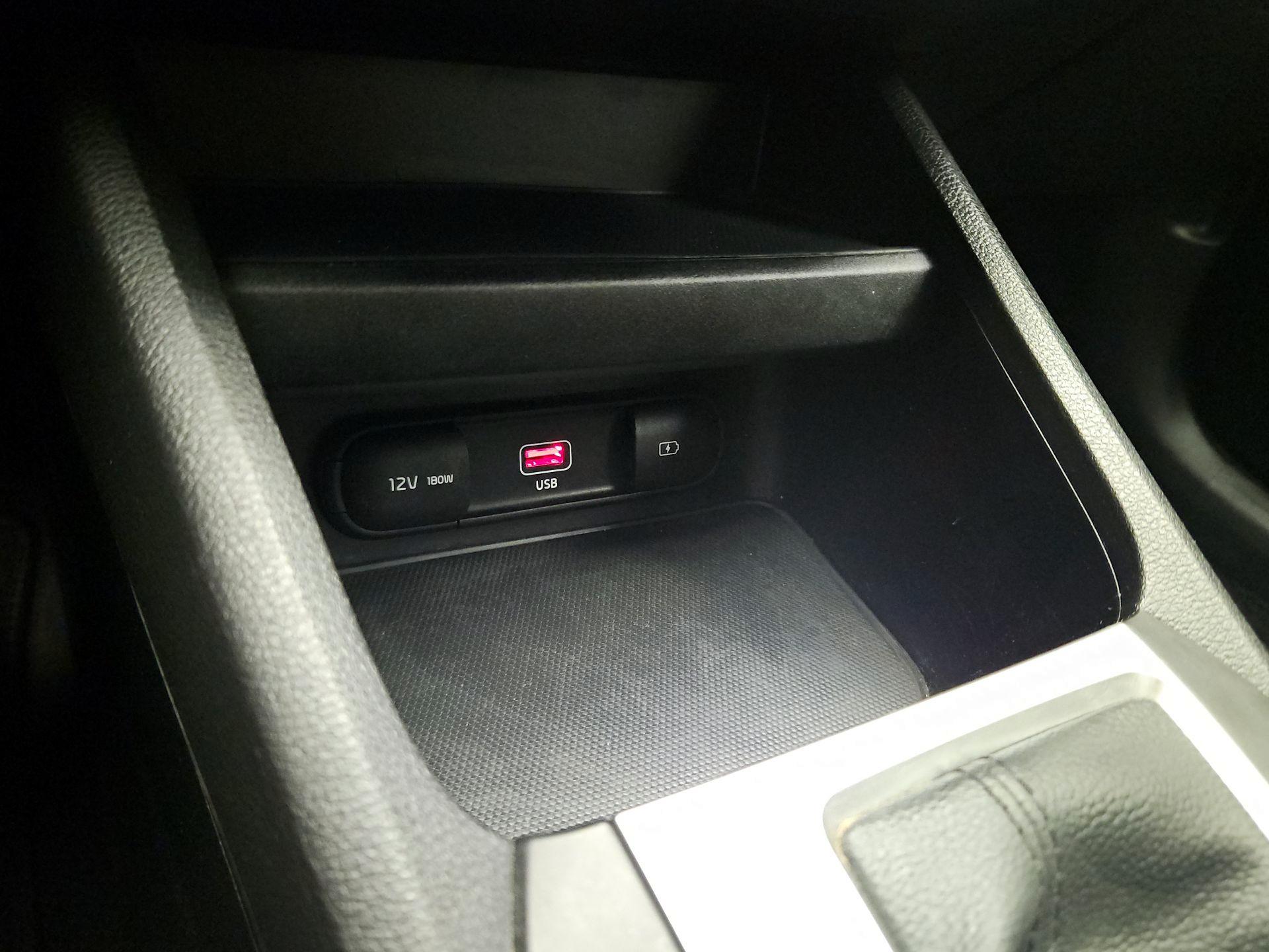 Thumbnail: 2024 Kia Forte - 18